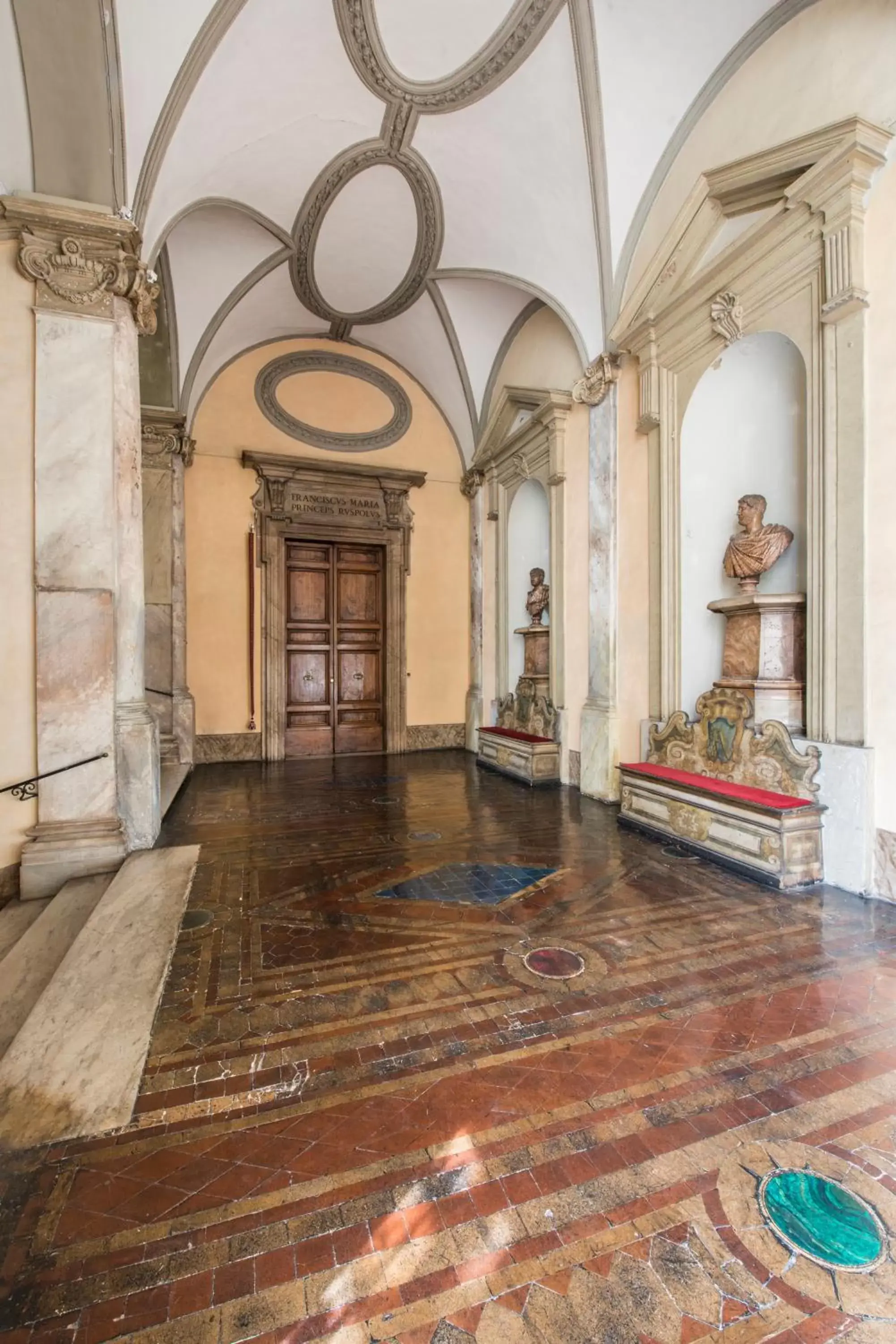 Facade/entrance in Residenza Ruspoli Bonaparte
