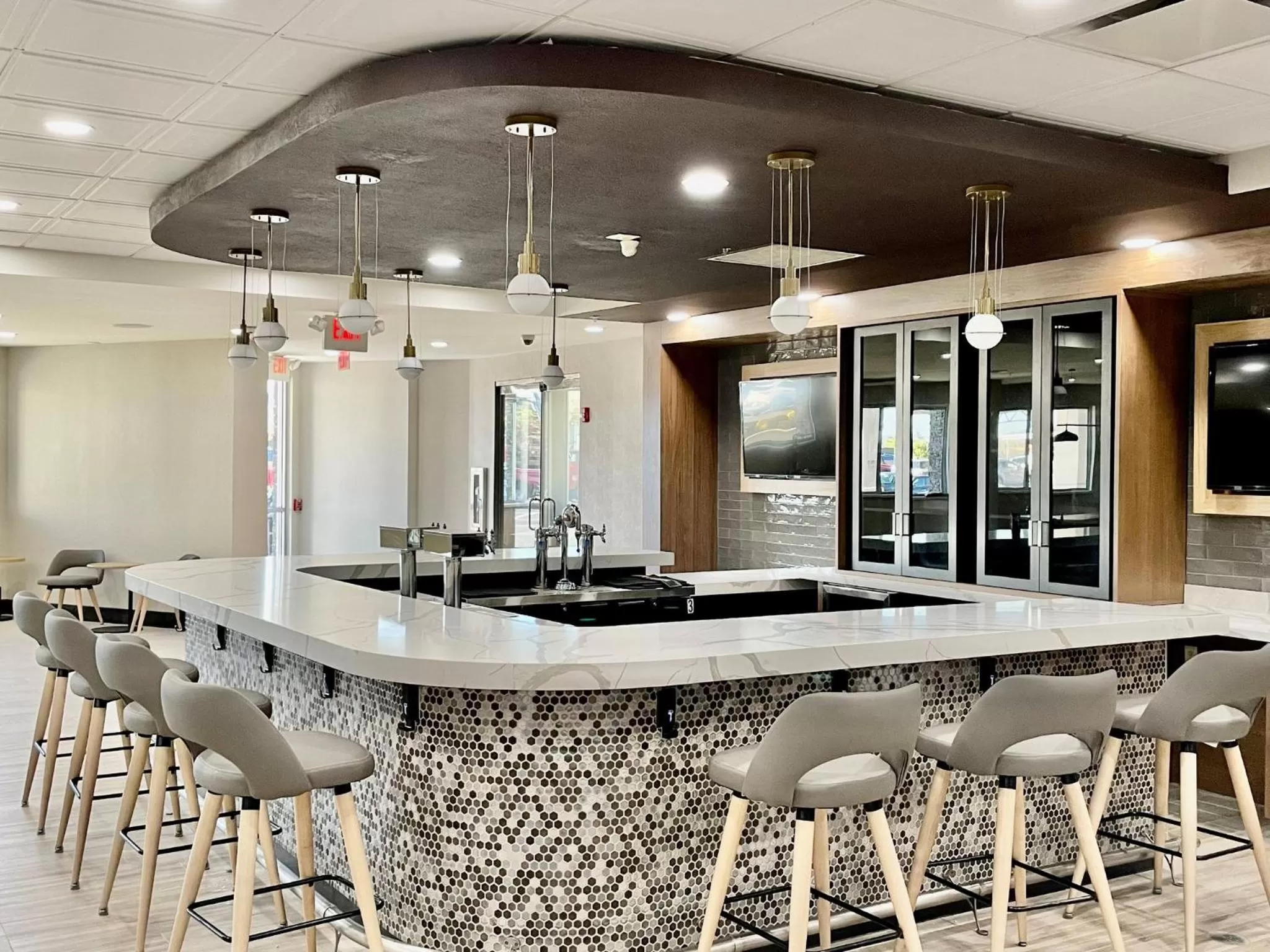 Lounge or bar in Holiday Inn Lansdale-Hatfield by IHG