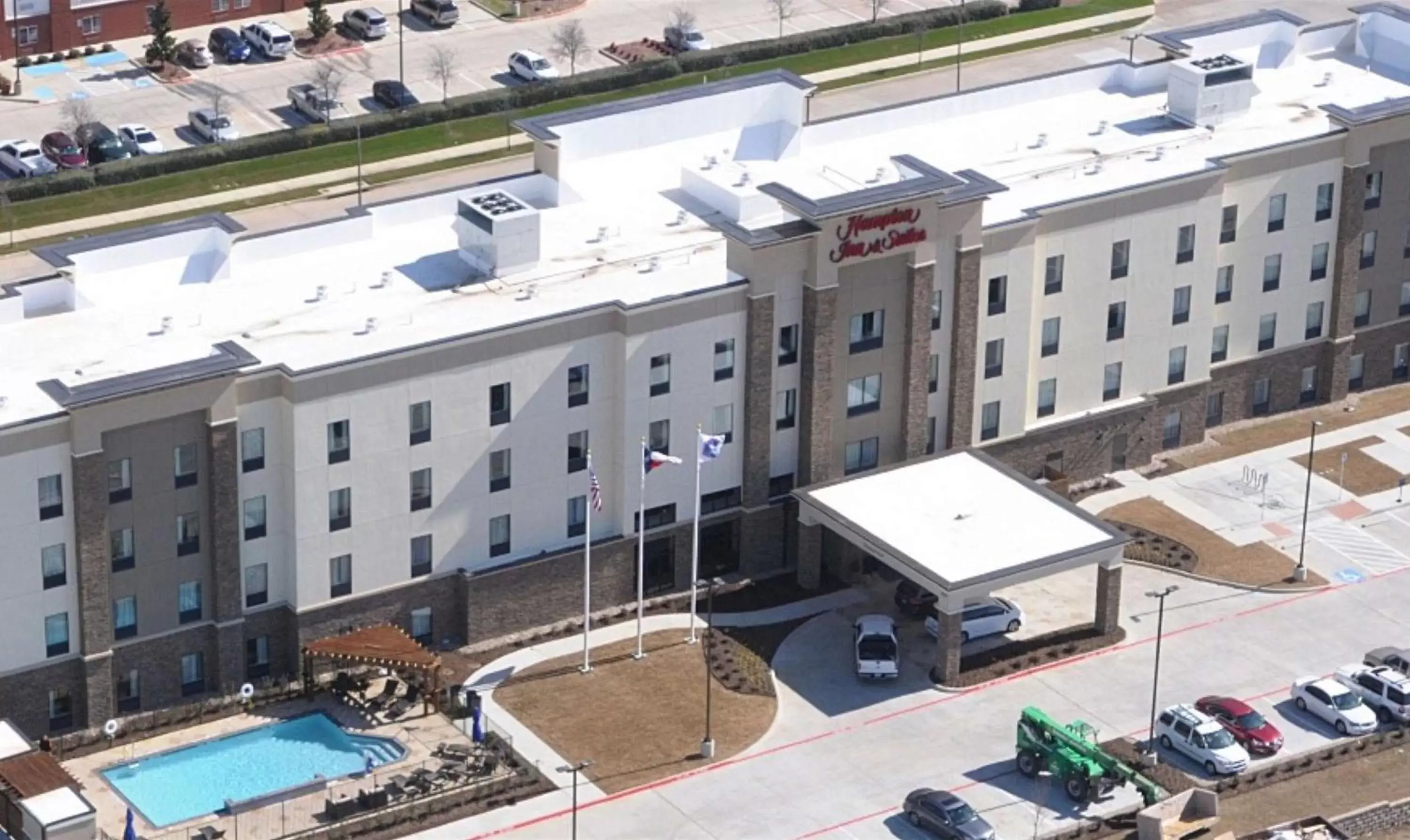 Property building, Bird's-eye View in Hampton Inn & Suites Dallas/Ft. Worth Airport South