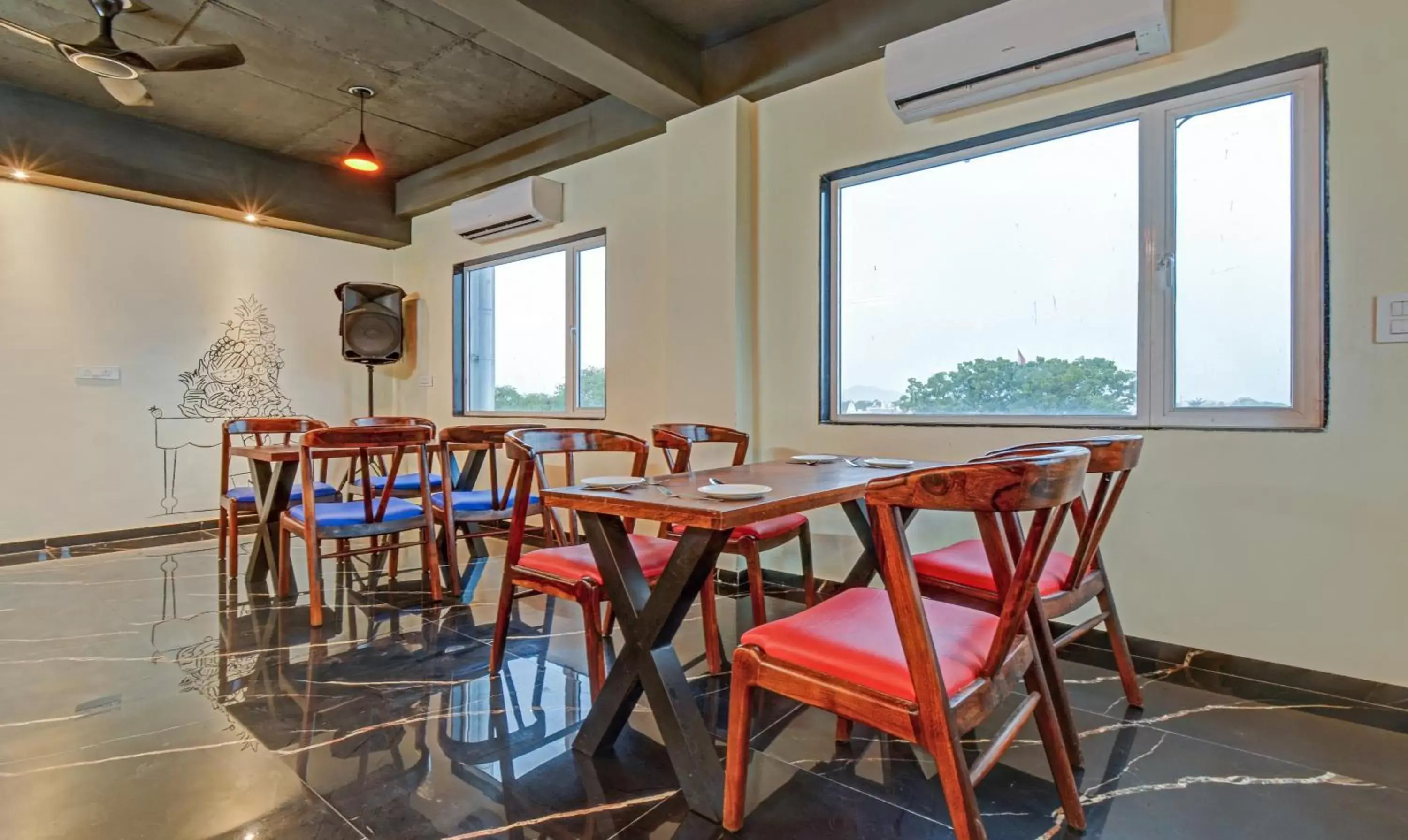 Restaurant/places to eat in Tripli Hotels Le Shelton Restaurant/places to eat in Tripli Hotels Le Shelton