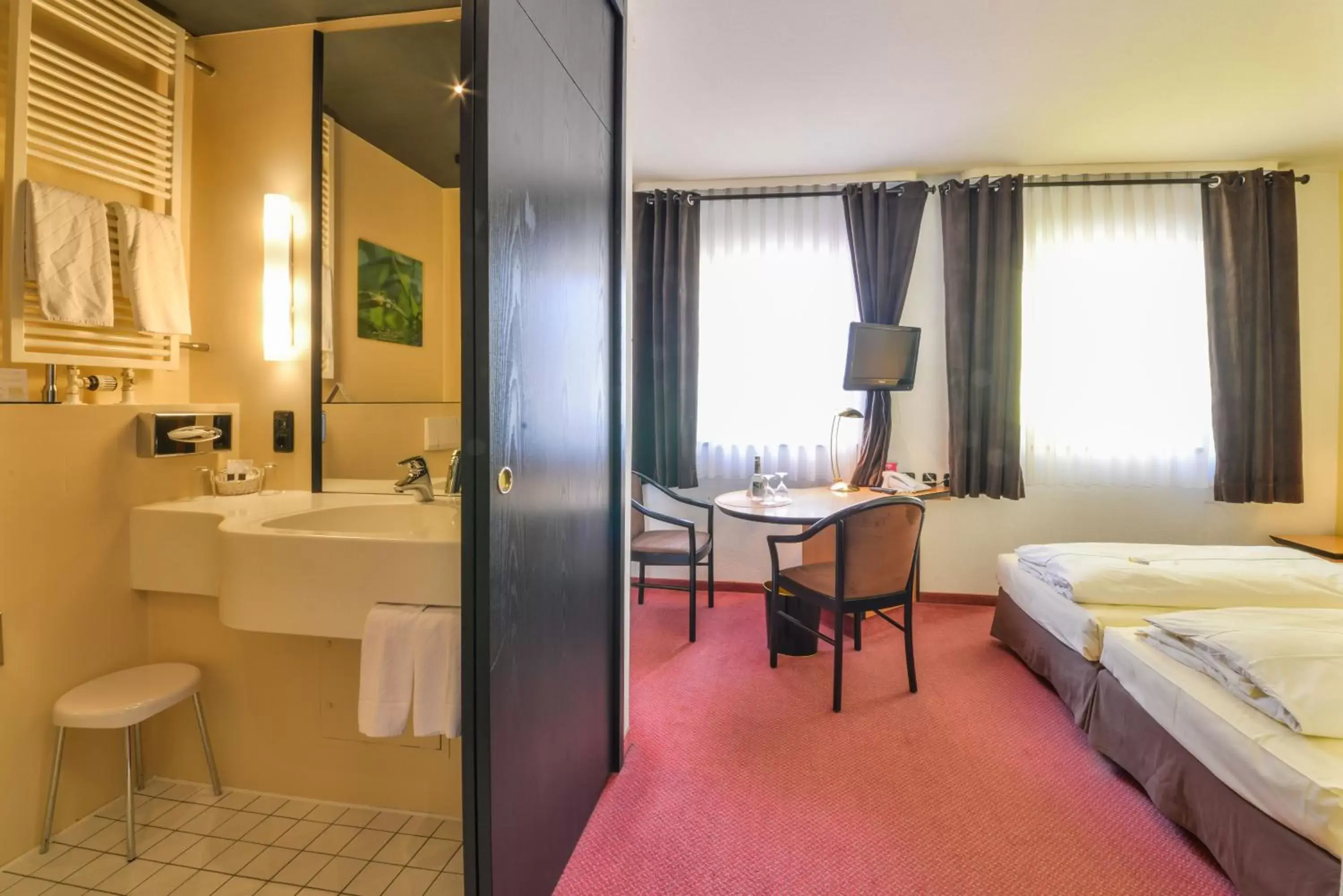 Standard Double Room in Hotel Lehmeier Standard Double Room in Hotel Lehmeier