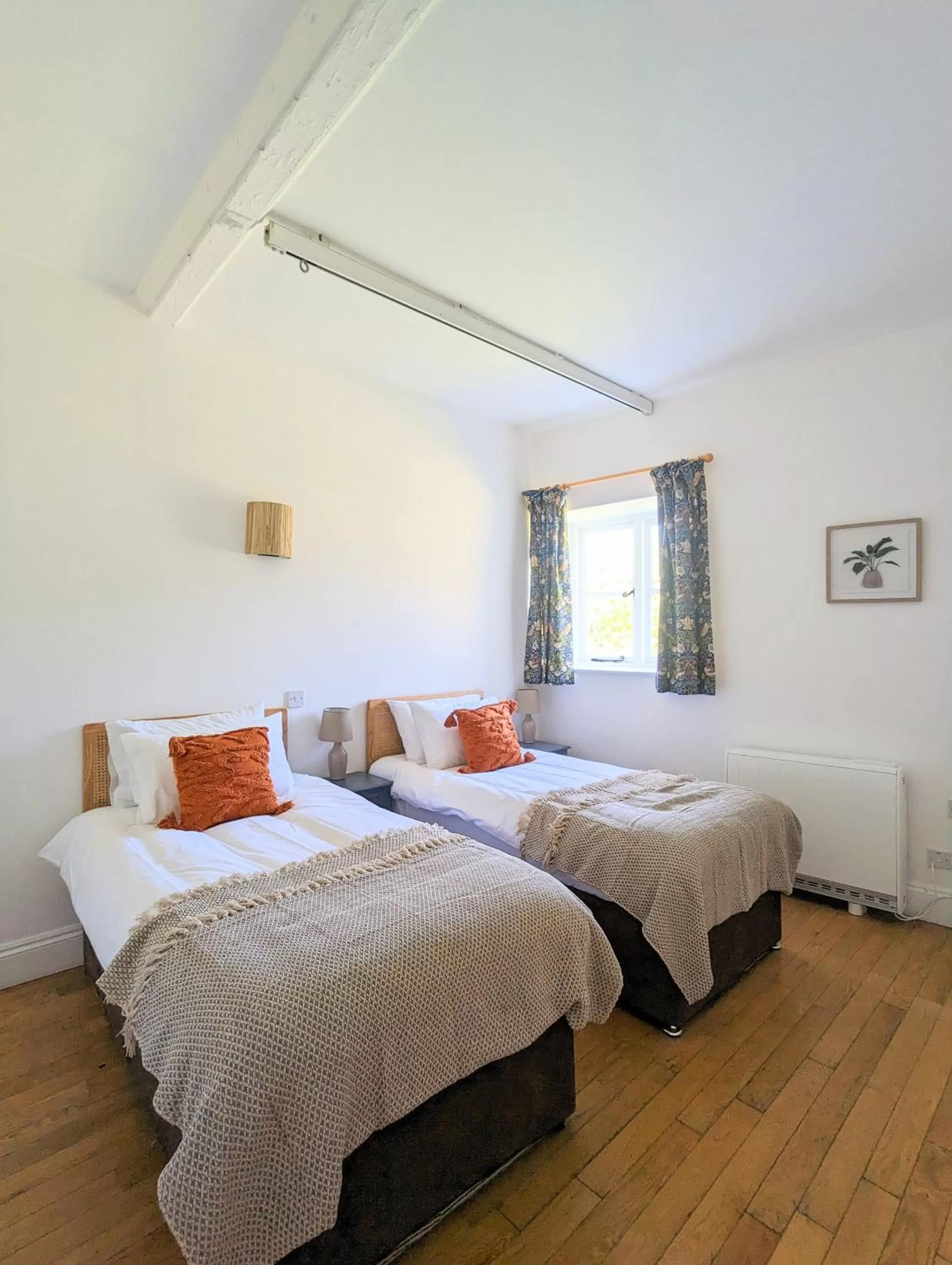 Two-Bedroom House in Kingfisher Barn