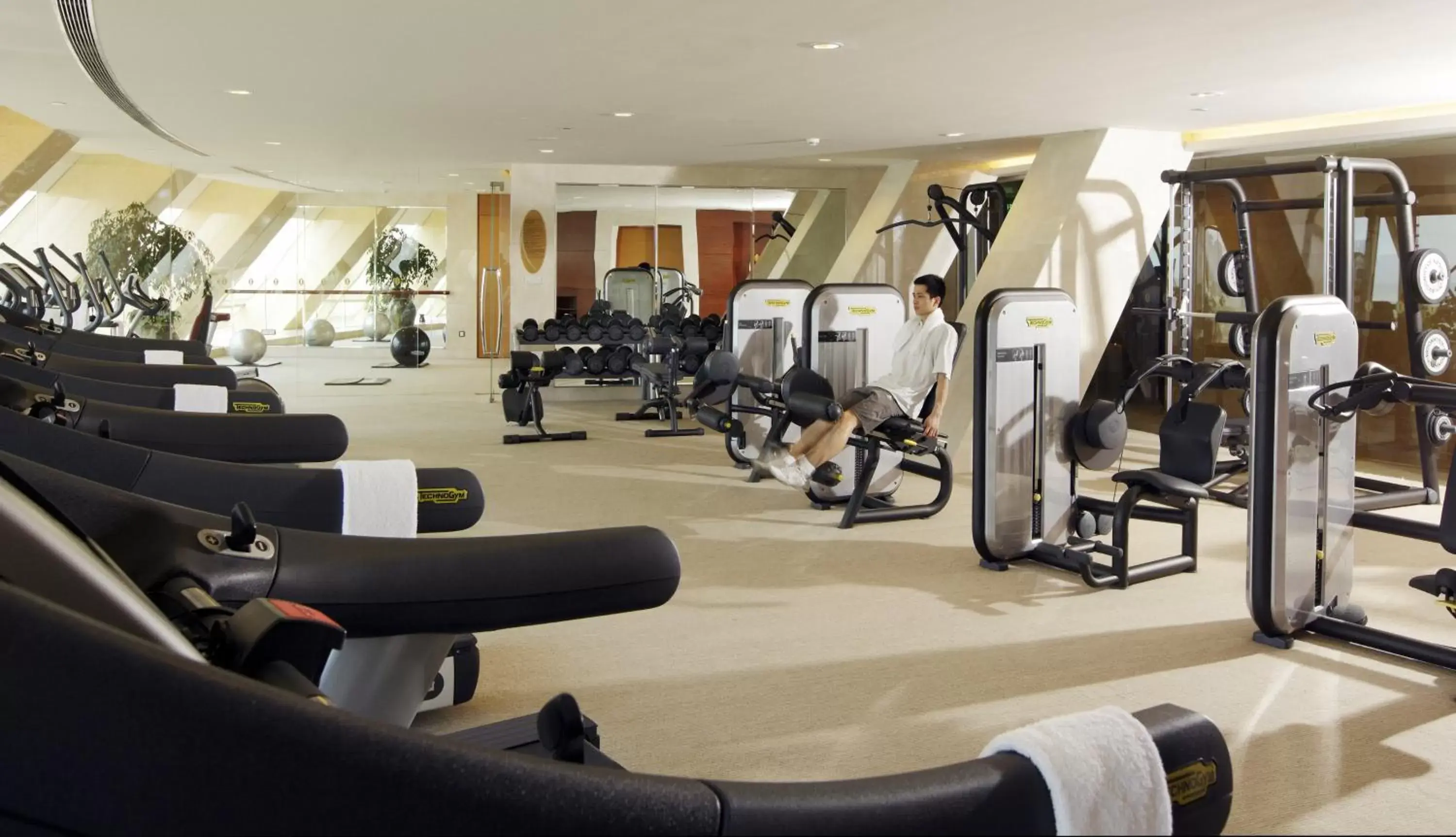 Fitness centre/facilities, Fitness Center/Facilities in InterContinental Hangzhou, an IHG Hotel