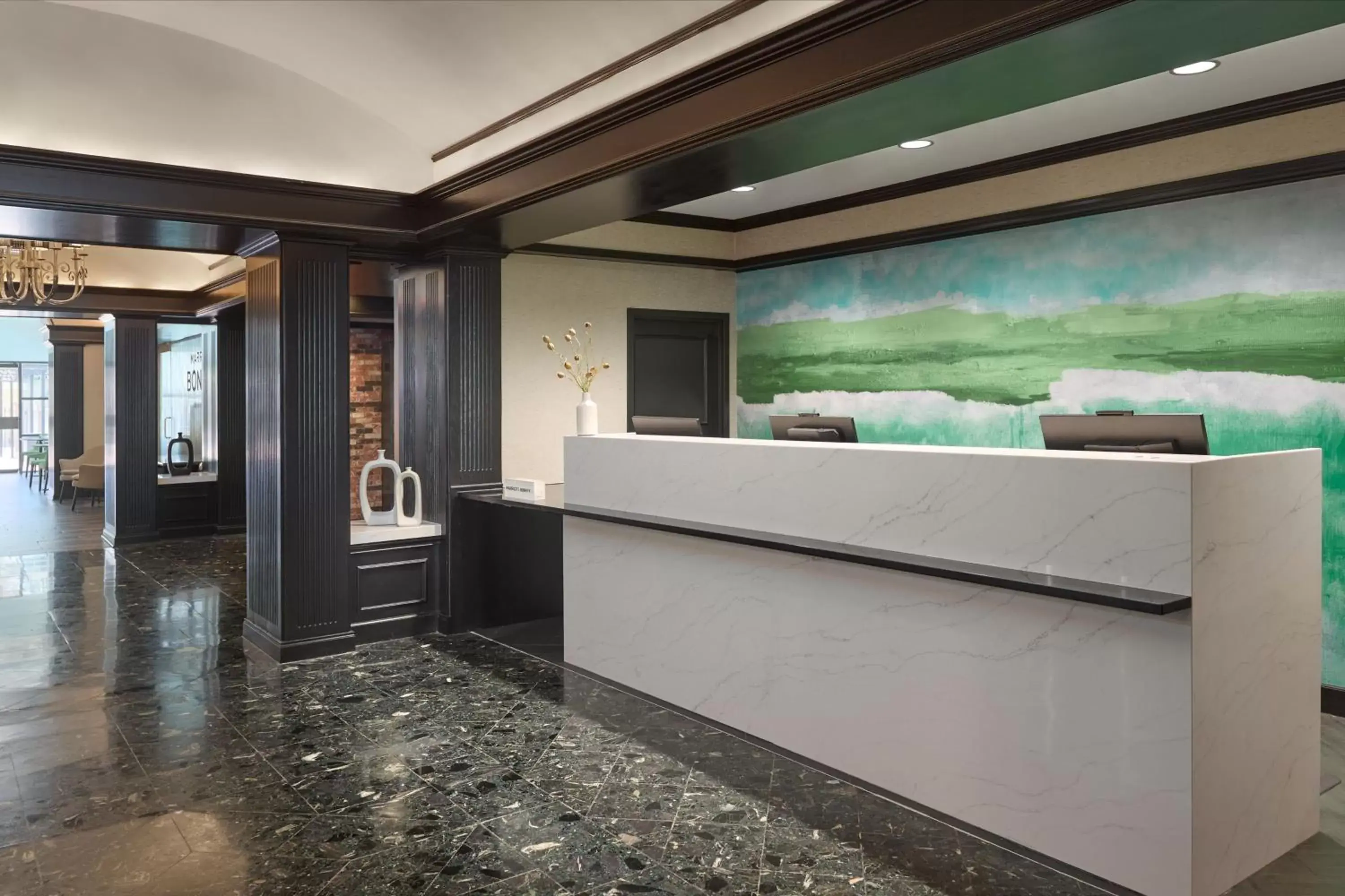 Property building, Lobby/Reception in Charlotte Marriott SouthPark