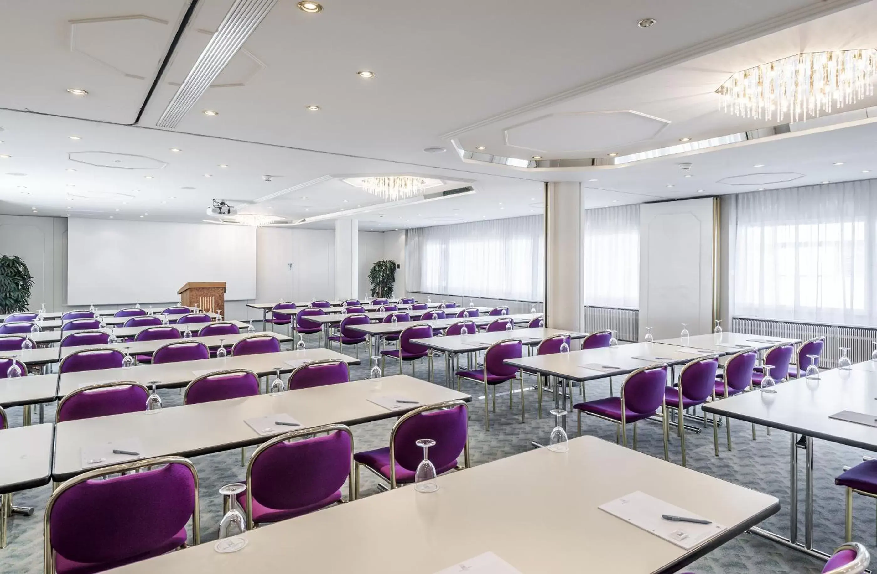 Meeting/conference room in Metropole Swiss Quality Hotel