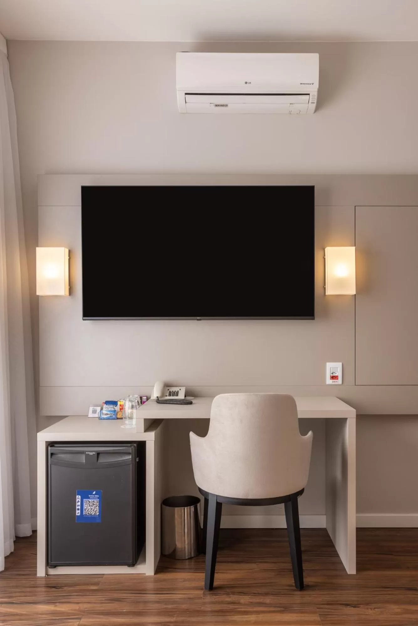 Quiet street view in Blue Tree Towers Anália Franco - Tatuapé