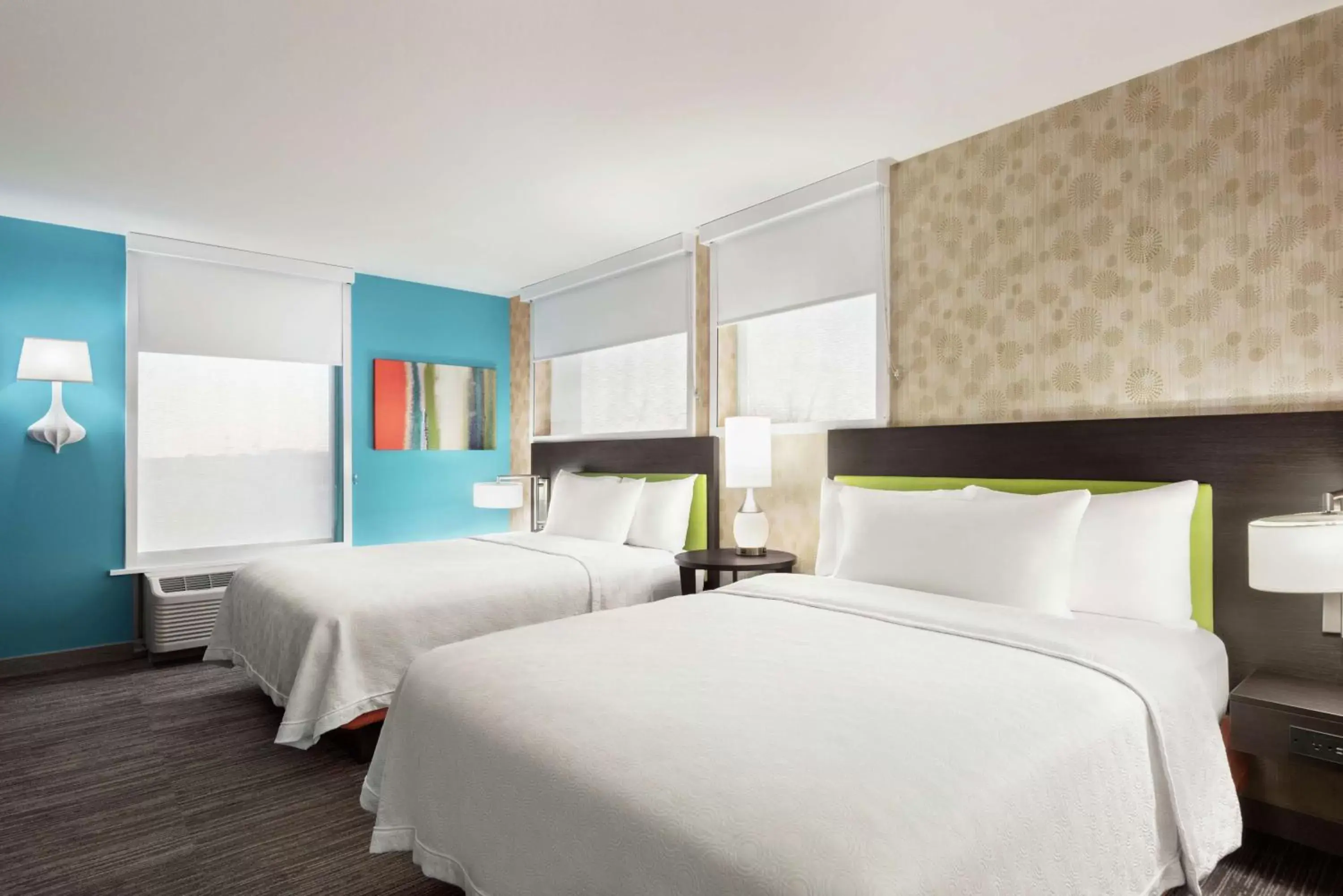 Bed in Home2 Suites by Hilton Woodbridge Potomac Mills