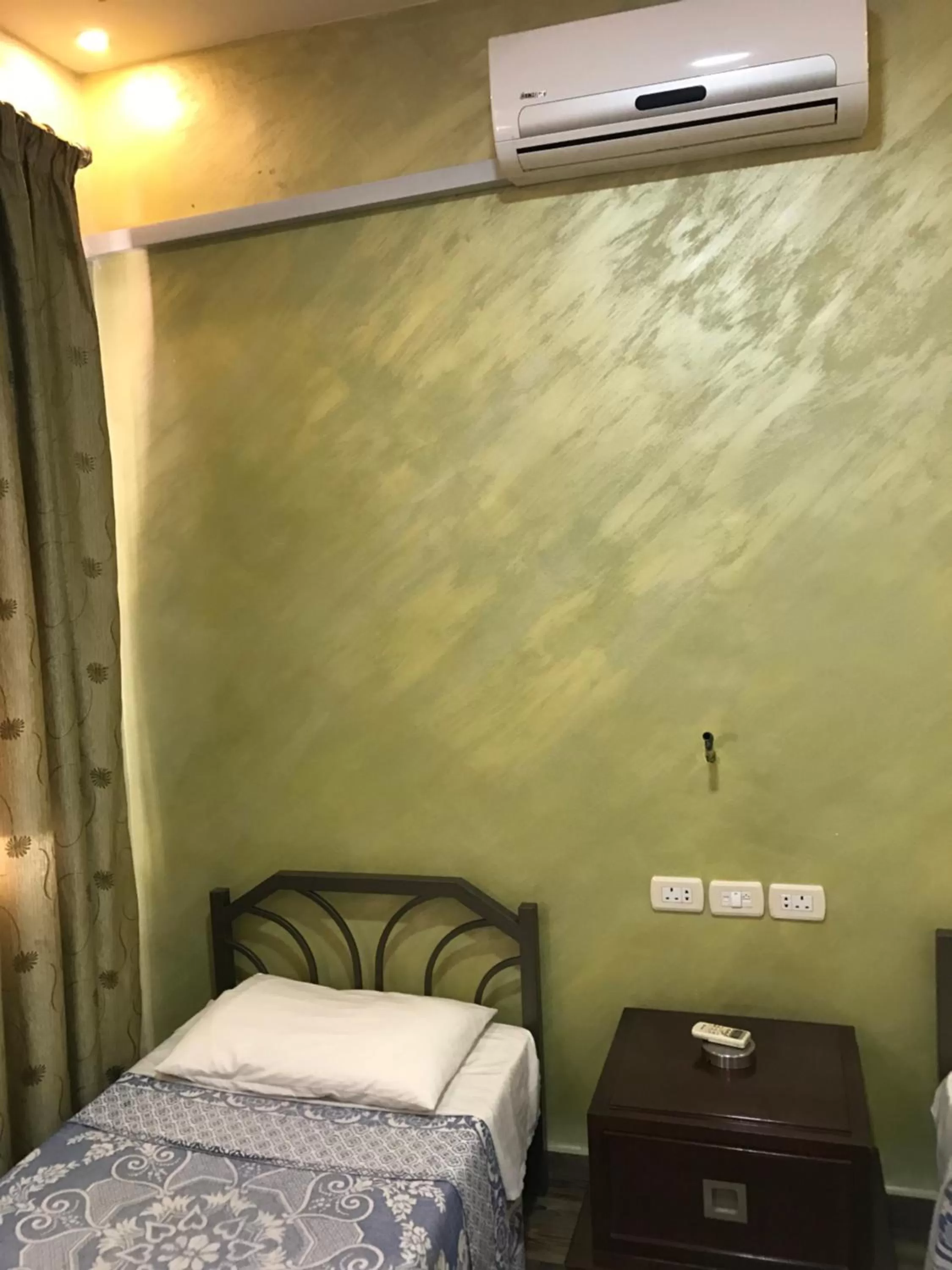 Sun Rise Hotel & Hostel & Tours