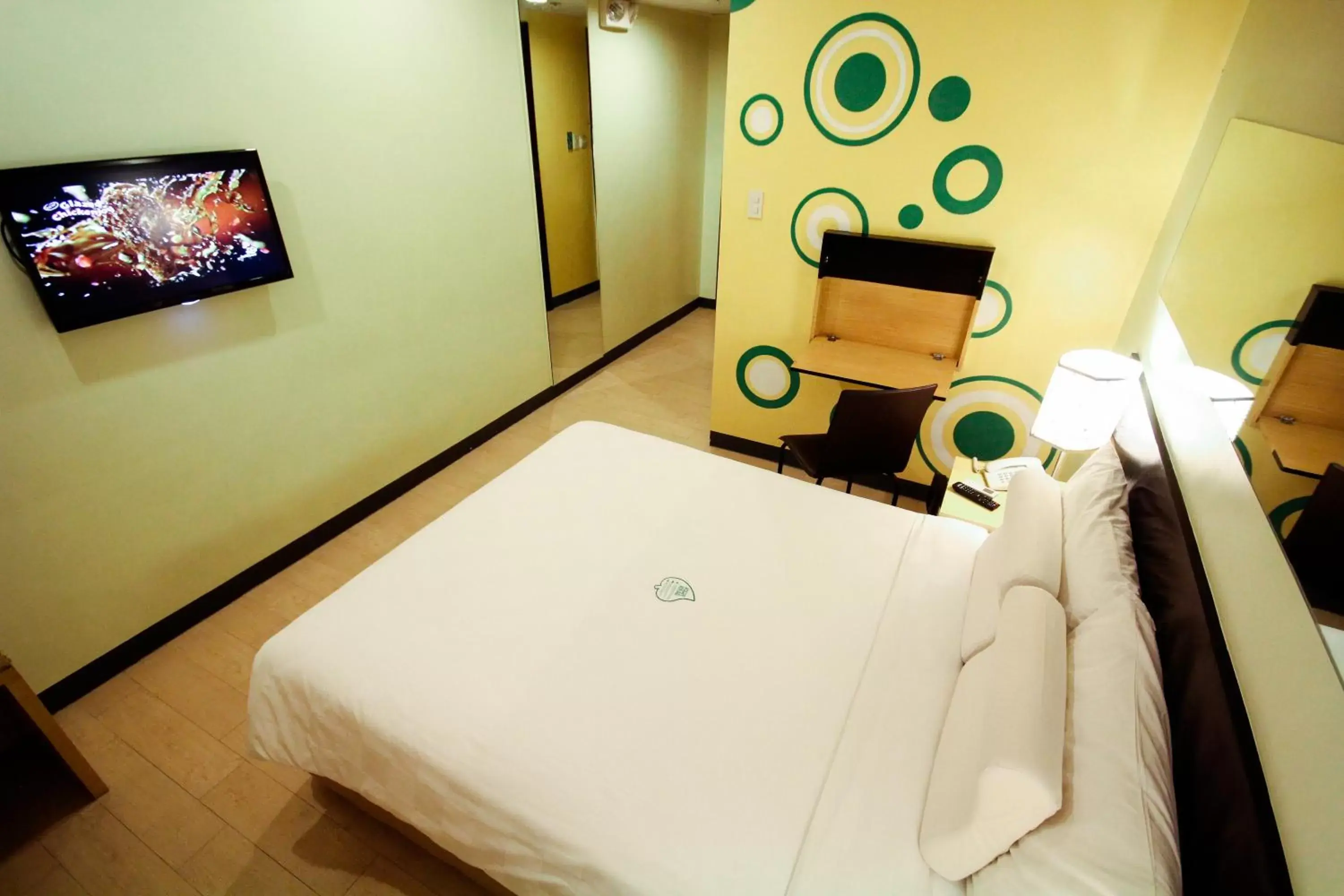 Bed in Go Hotels Iloilo Bed in Go Hotels Iloilo