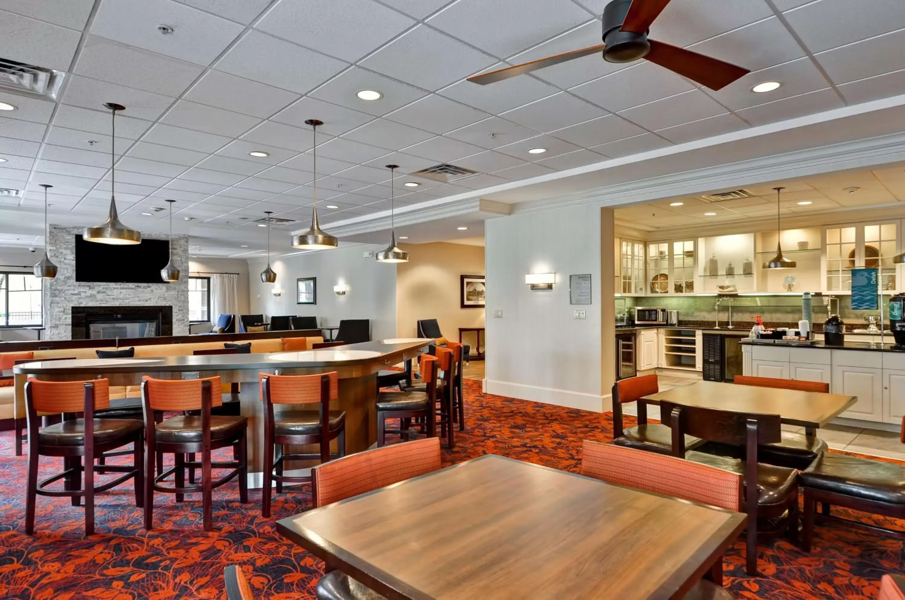 Lobby or reception, Restaurant/Places to Eat in Homewood Suites by Hilton Boston Cambridge-Arlington, MA