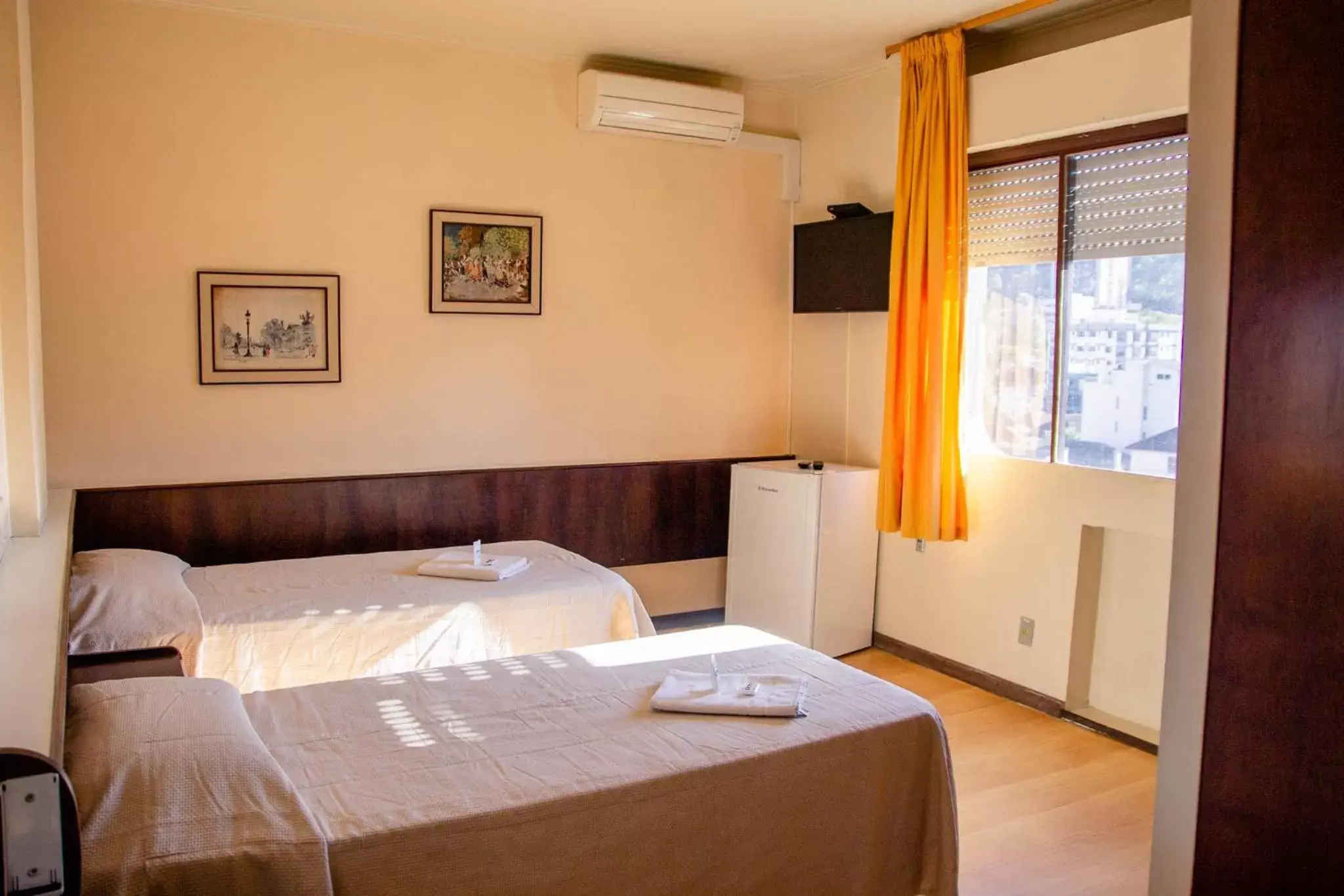 Deluxe Twin Room - single occupancy in Hotel Letto Caxias Deluxe Twin Room - single occupancy in Hotel Letto Caxias