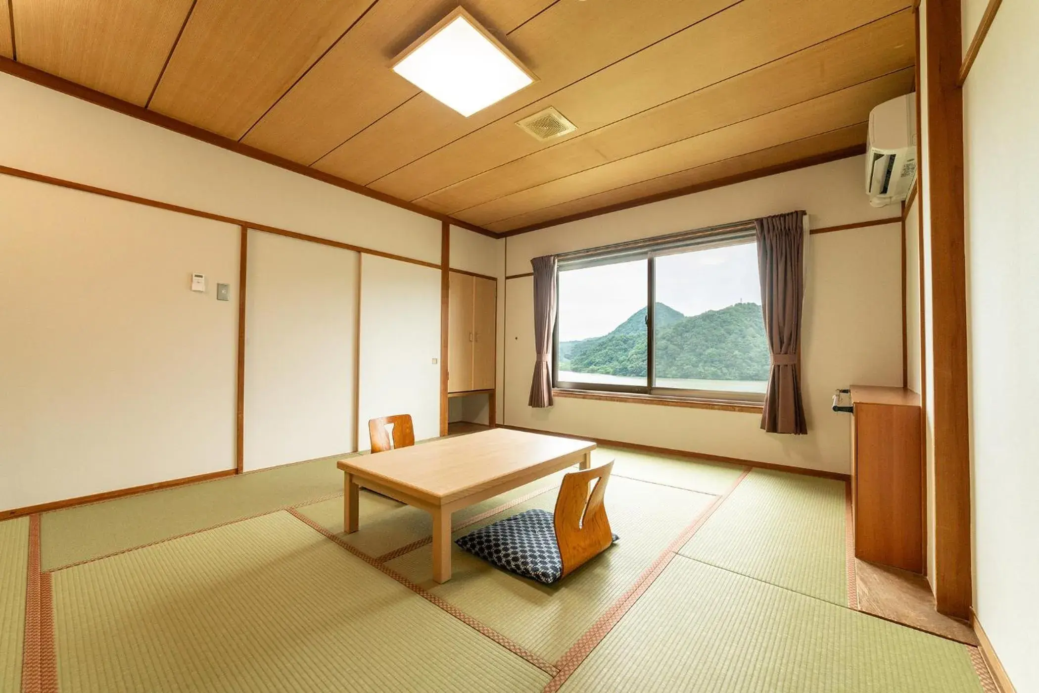 Photo of the whole room in Ooedo Onsen Monogatari Kinosaki