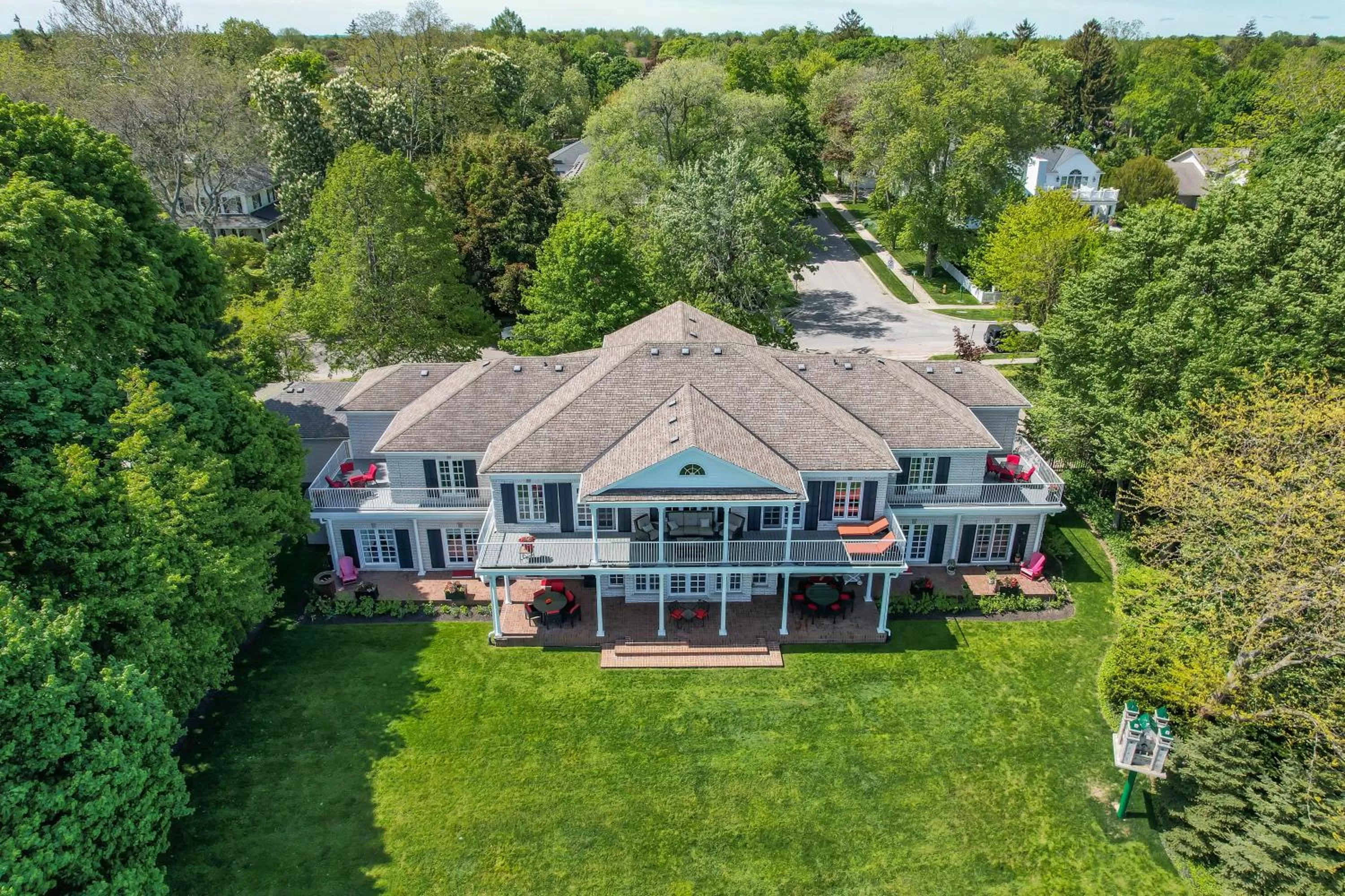 Property building, Bird's-eye View in Somerset - A Private Retreat