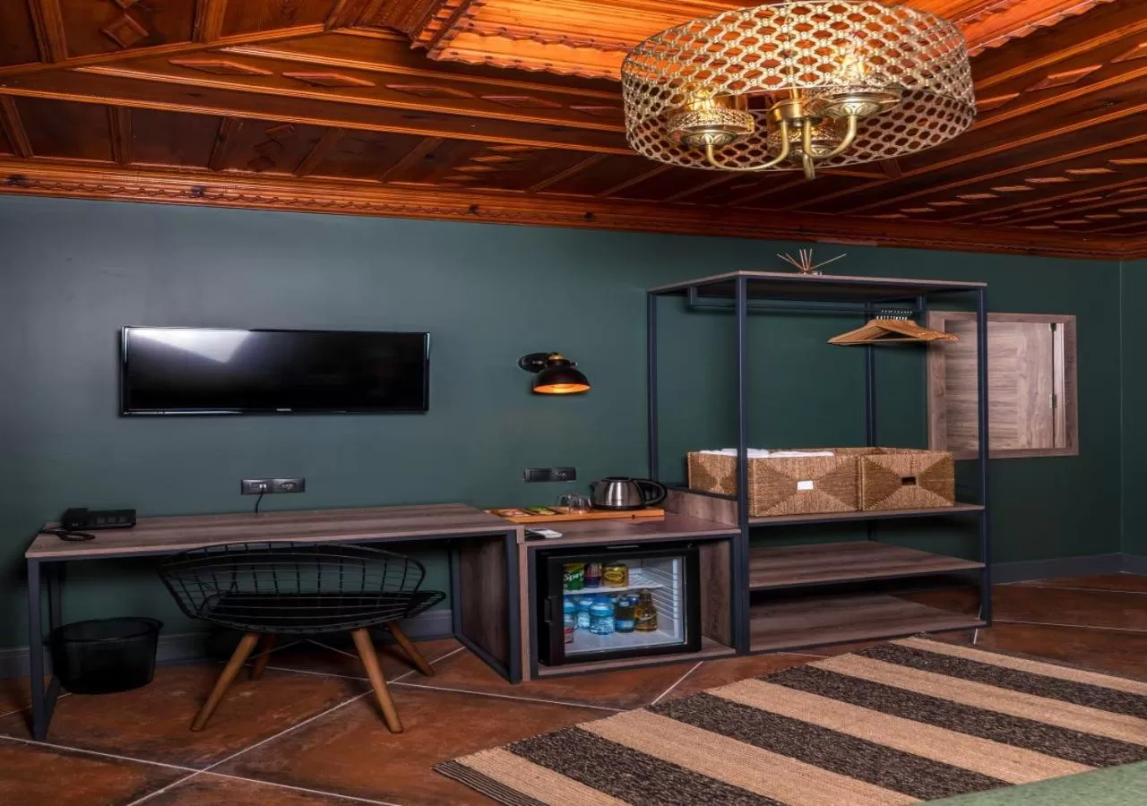 TV and multimedia, Bed in Sunset Hotel Marmaris