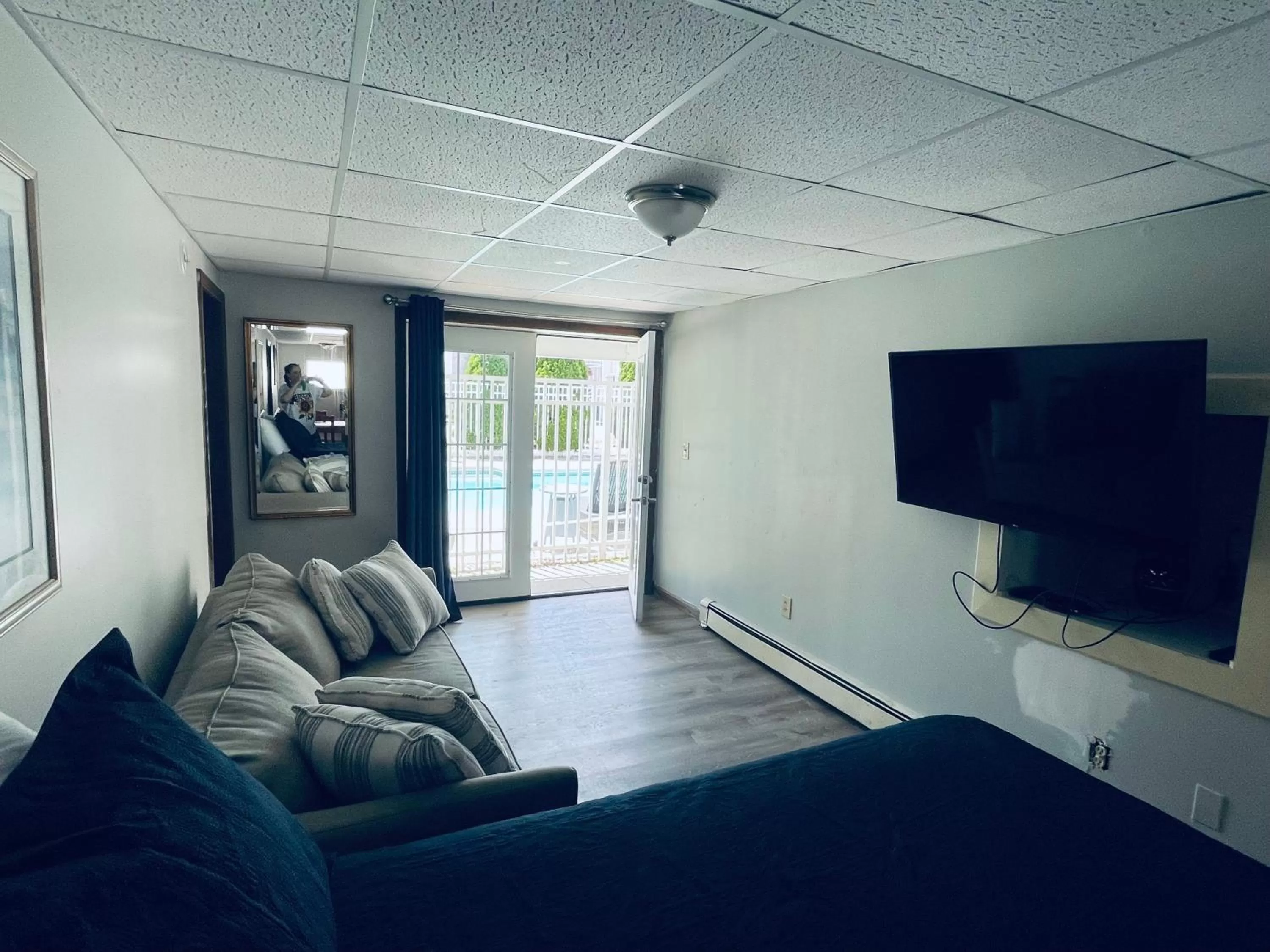 TV and multimedia in Ships Inn