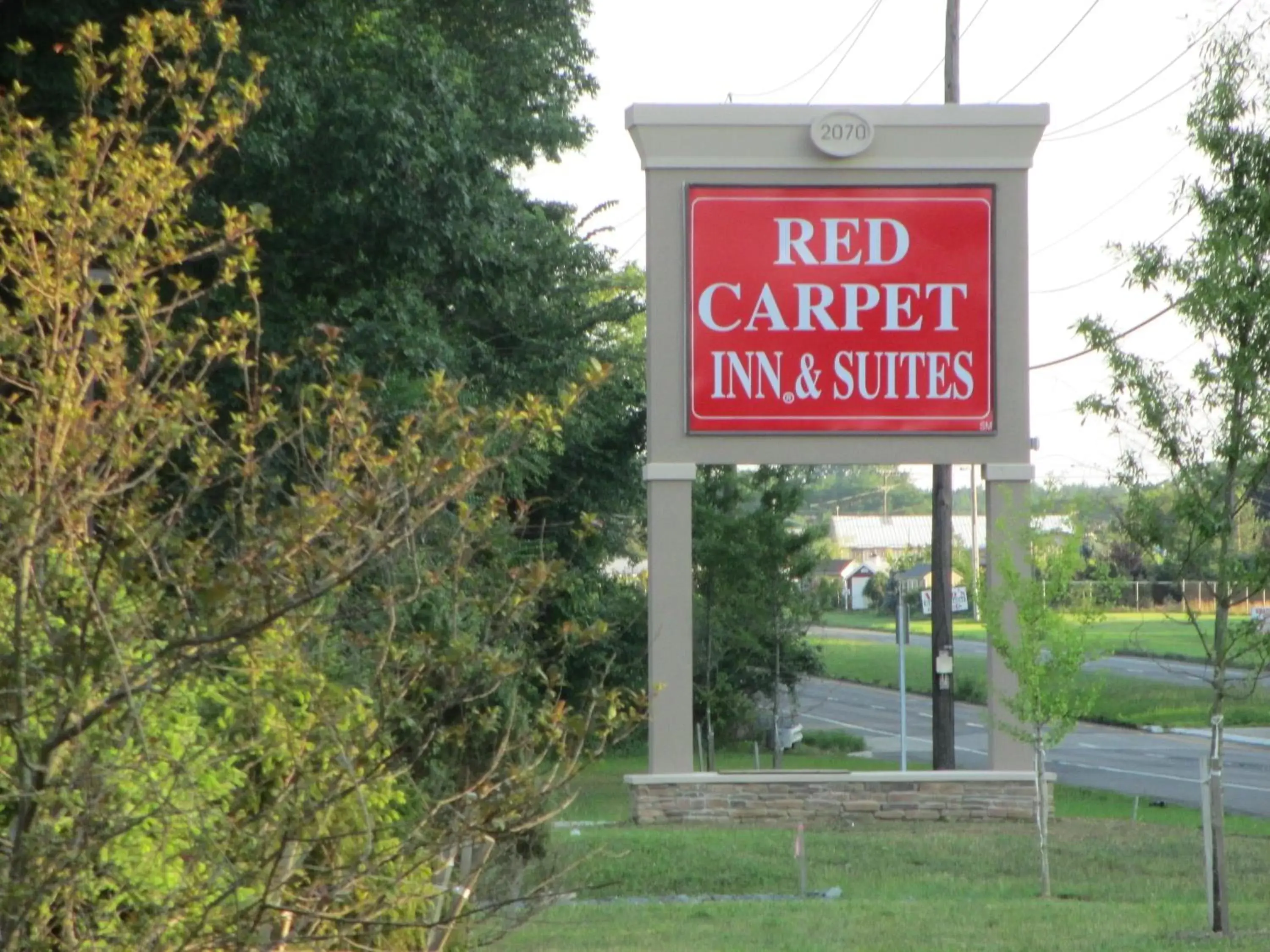 Day in Red Carpet Inn and Suites Monmouth Junction