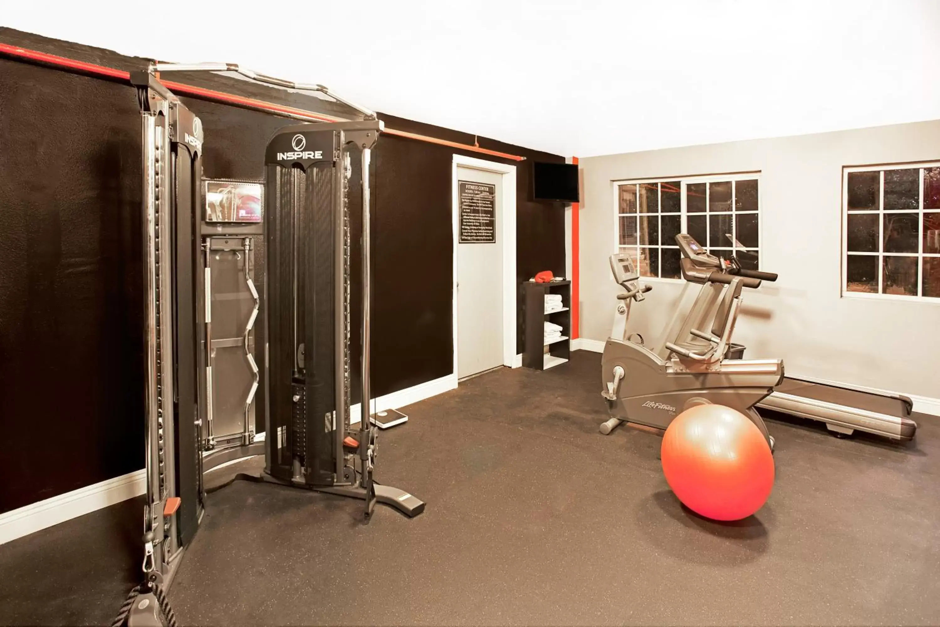 Fitness centre/facilities, Fitness Center/Facilities in Ramada by Wyndham Pasadena