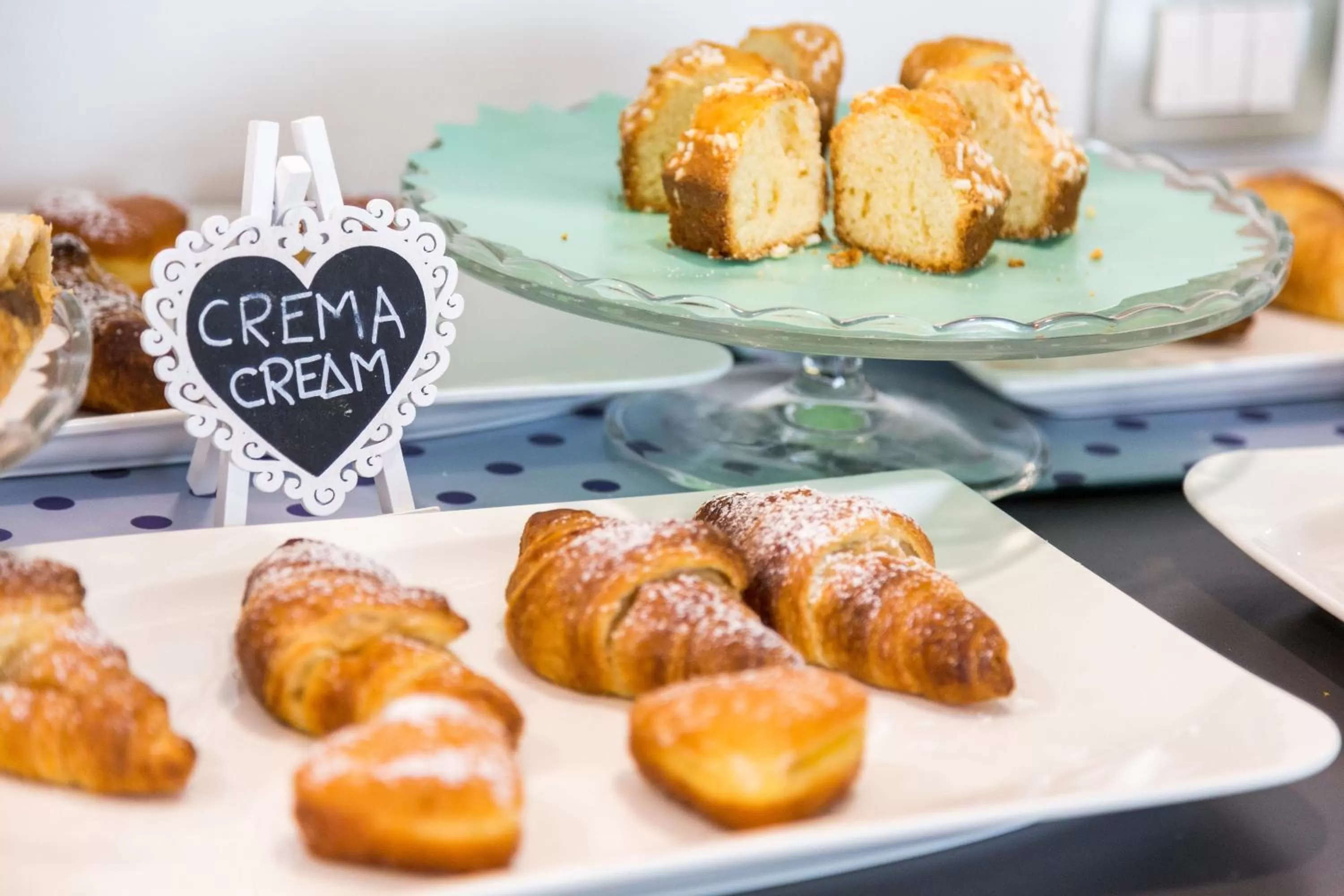 Breakfast in Hotel Canarino
