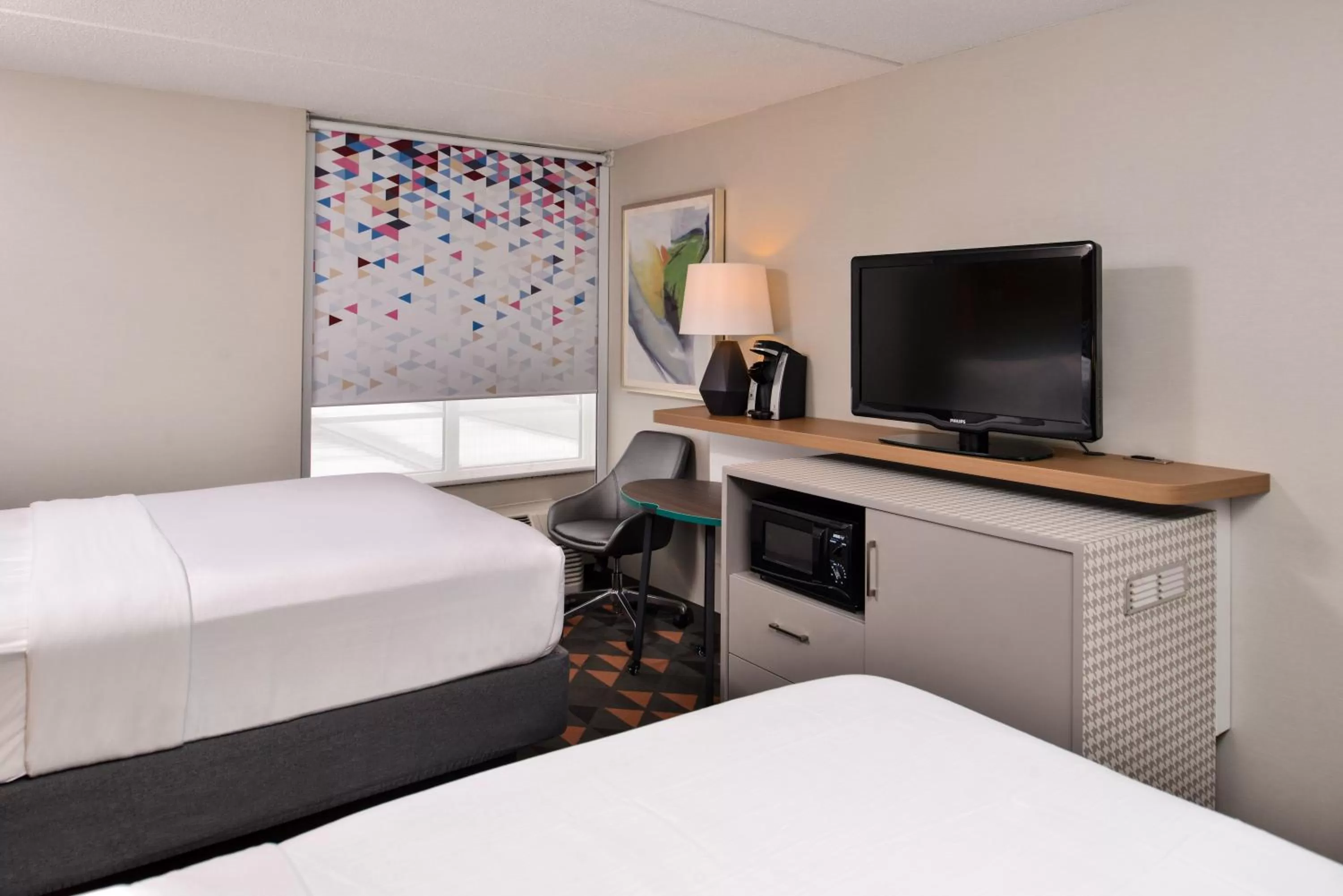 Photo of the whole room, Bed in Holiday Inn Hotel & Suites Rochester - Marketplace by IHG
