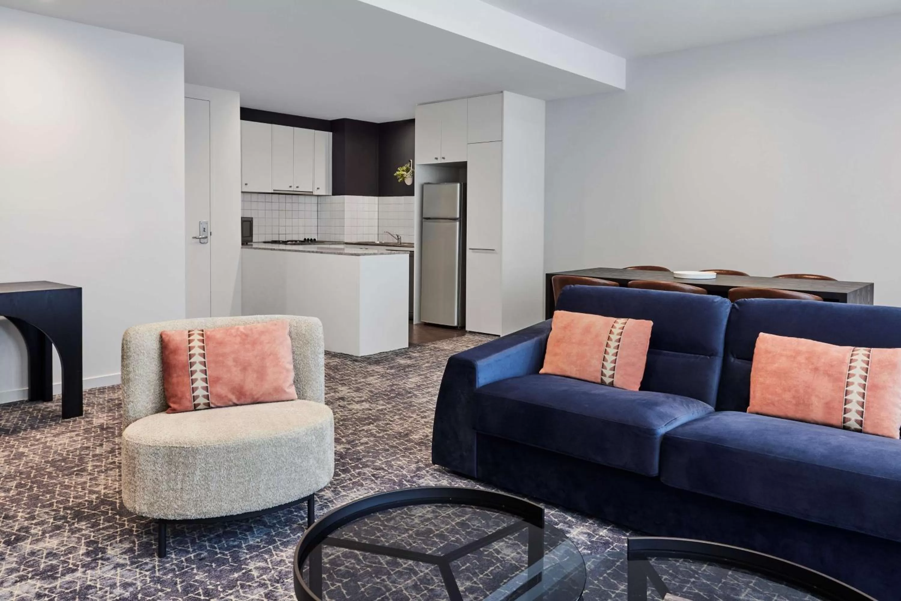 Kitchen or kitchenette in Adina Apartment Hotel Melbourne Flinders Street