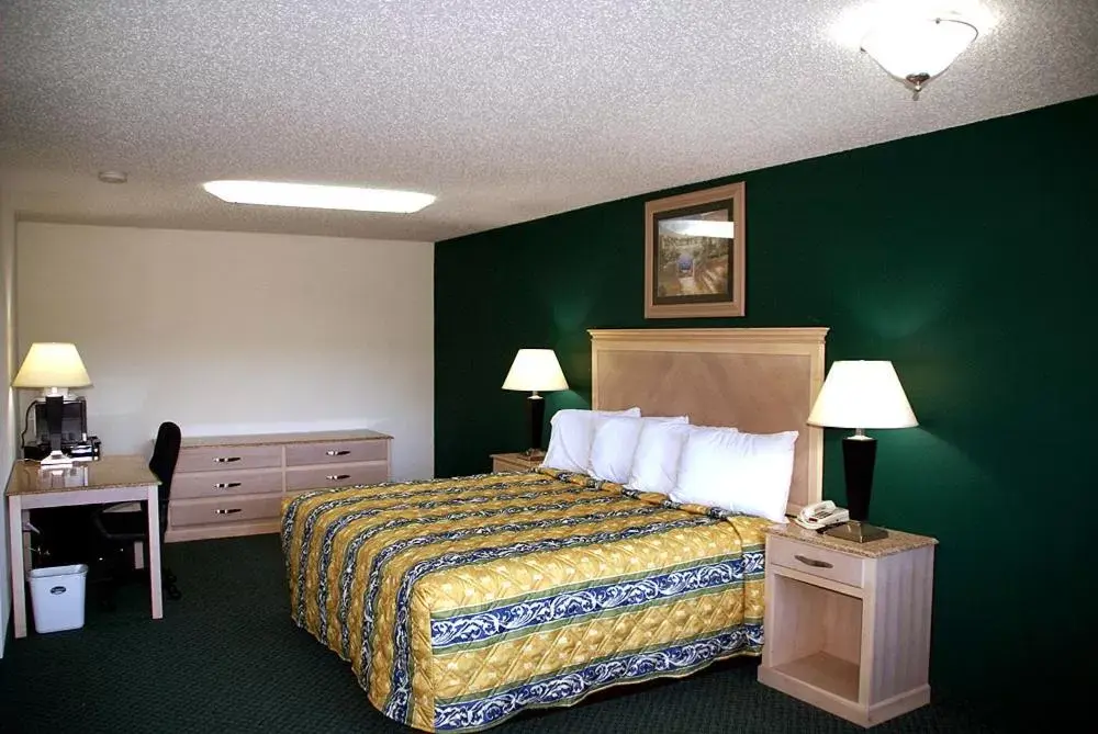Photo of the whole room, Bed in Empire Inn & Suites Absecon/Atlantic City