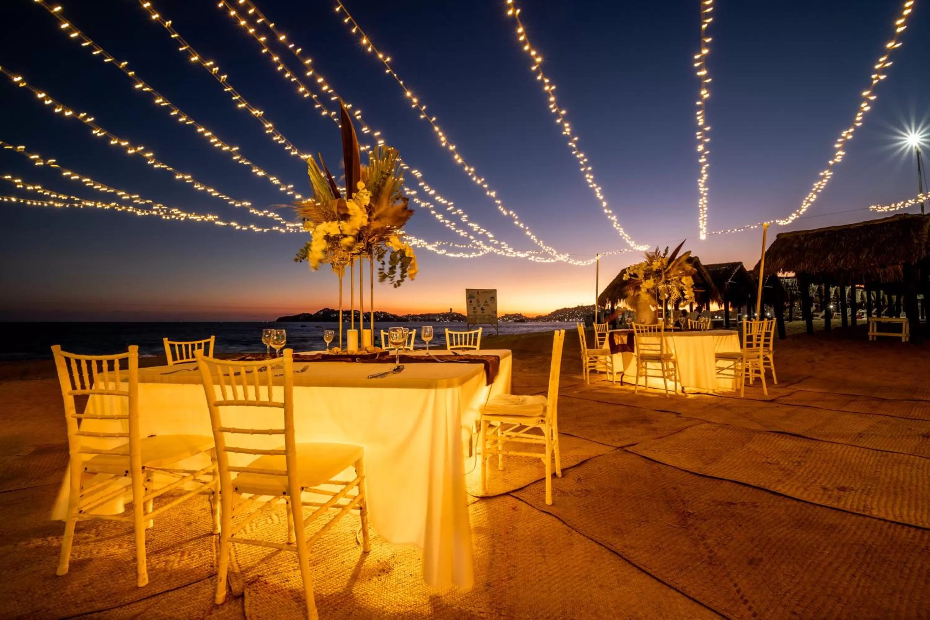 Banquet/Function facilities in Emporio Acapulco