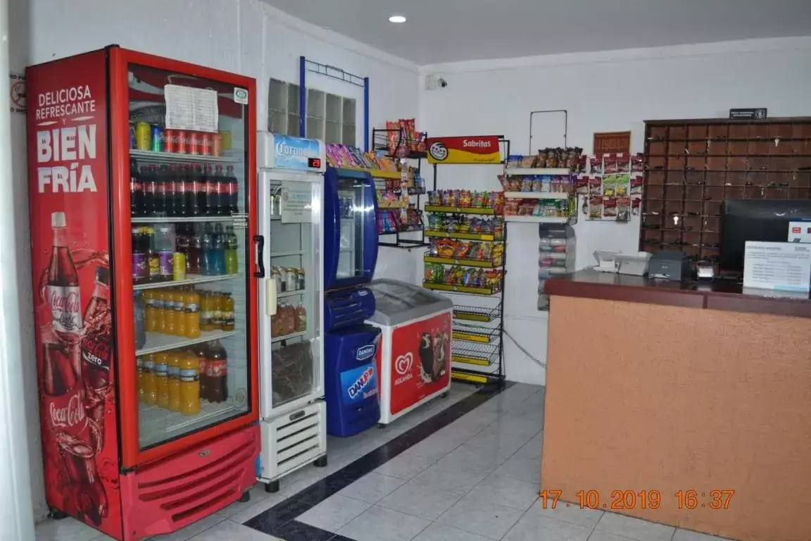 Supermarket/Shops in Hotel Pachuca Inn