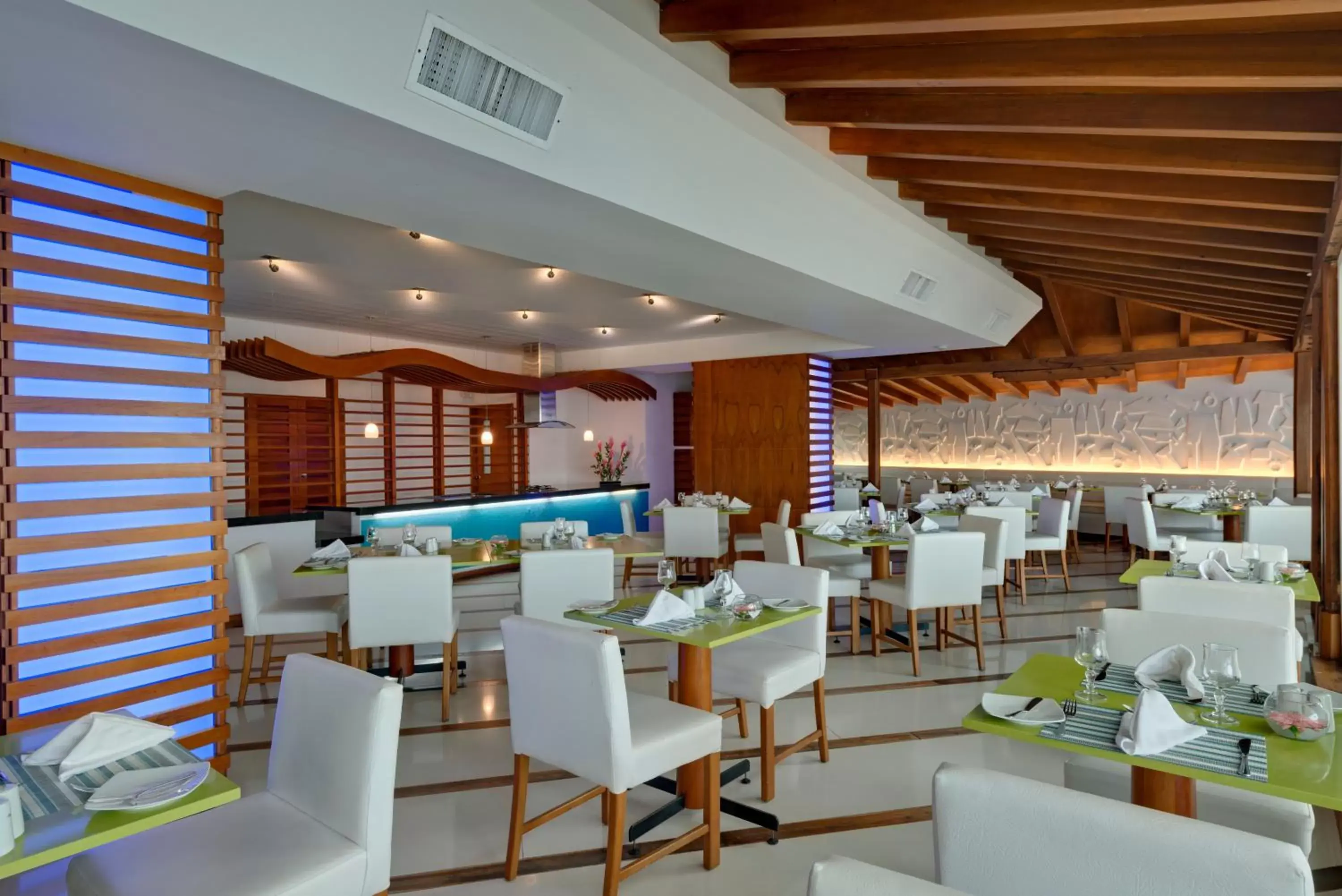 Restaurant/places to eat in Hotel Dann Cartagena Restaurant/places to eat in Hotel Dann Cartagena