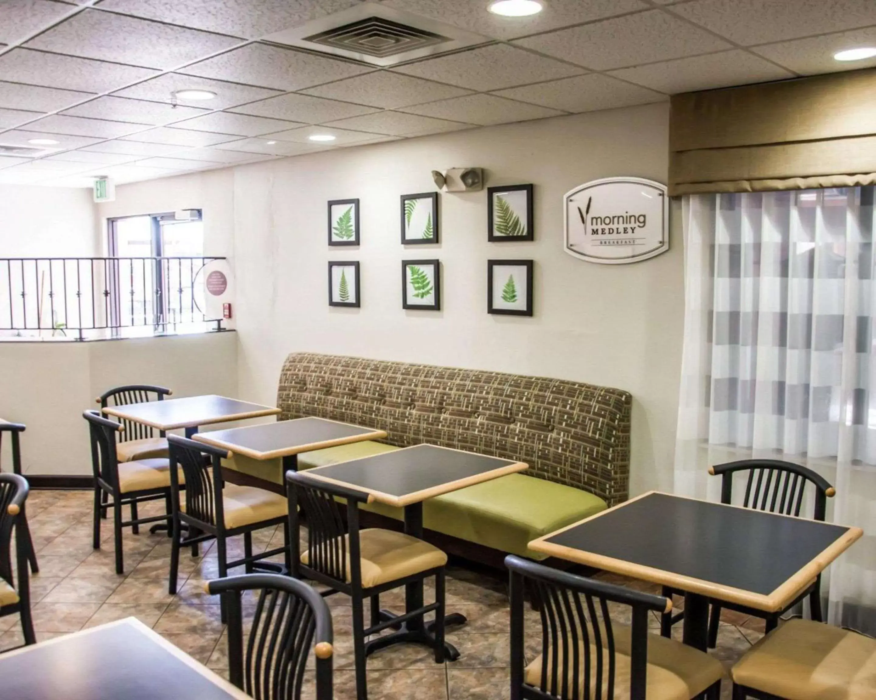 Restaurant/Places to Eat in Sleep Inn & Suites Pineville - Alexandria