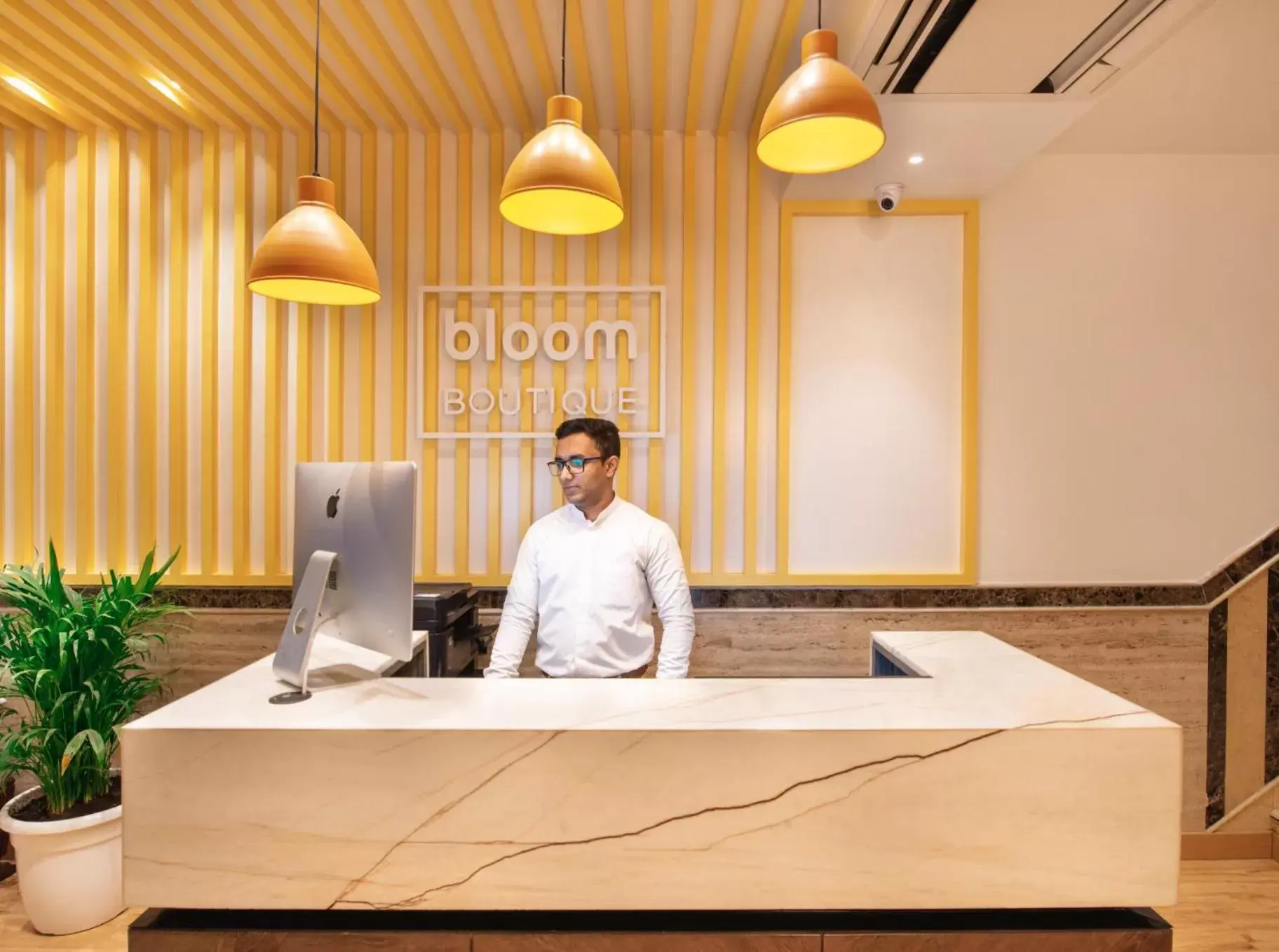 Lobby or reception in Bloom Boutique l GK-1 Lobby or reception in Bloom Boutique l GK-1