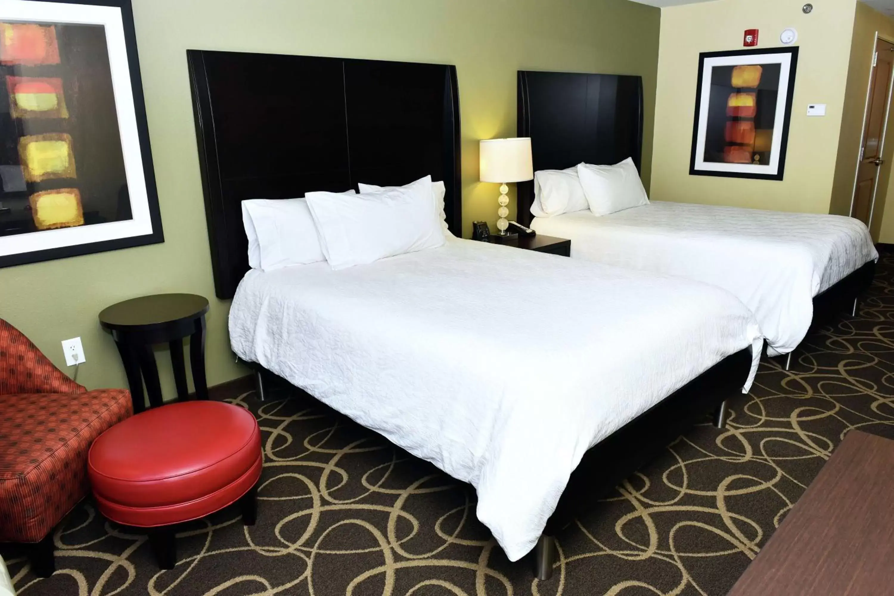 Bed in Hilton Garden Inn Atlanta/Peachtree City