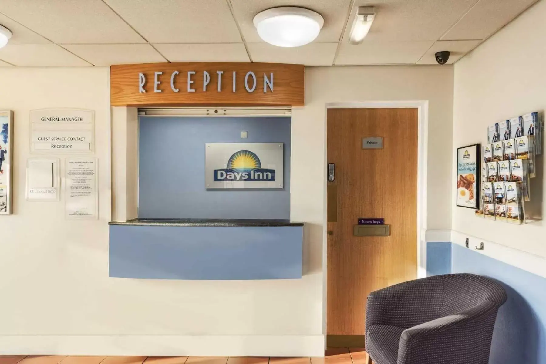 Lobby or reception in Days Inn Watford Gap Lobby or reception in Days Inn Watford Gap