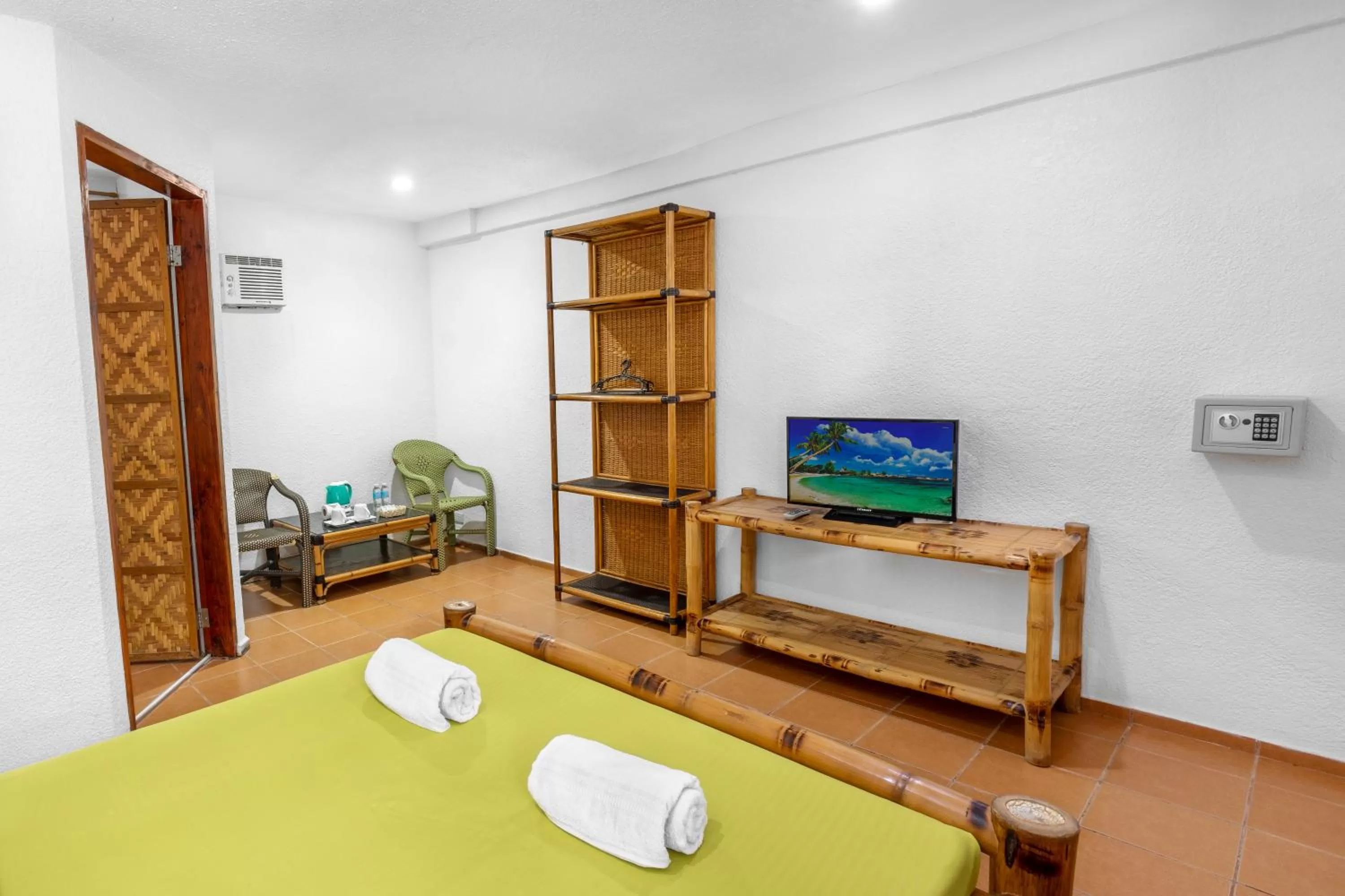 Panglao Chocolate Hills Hostel