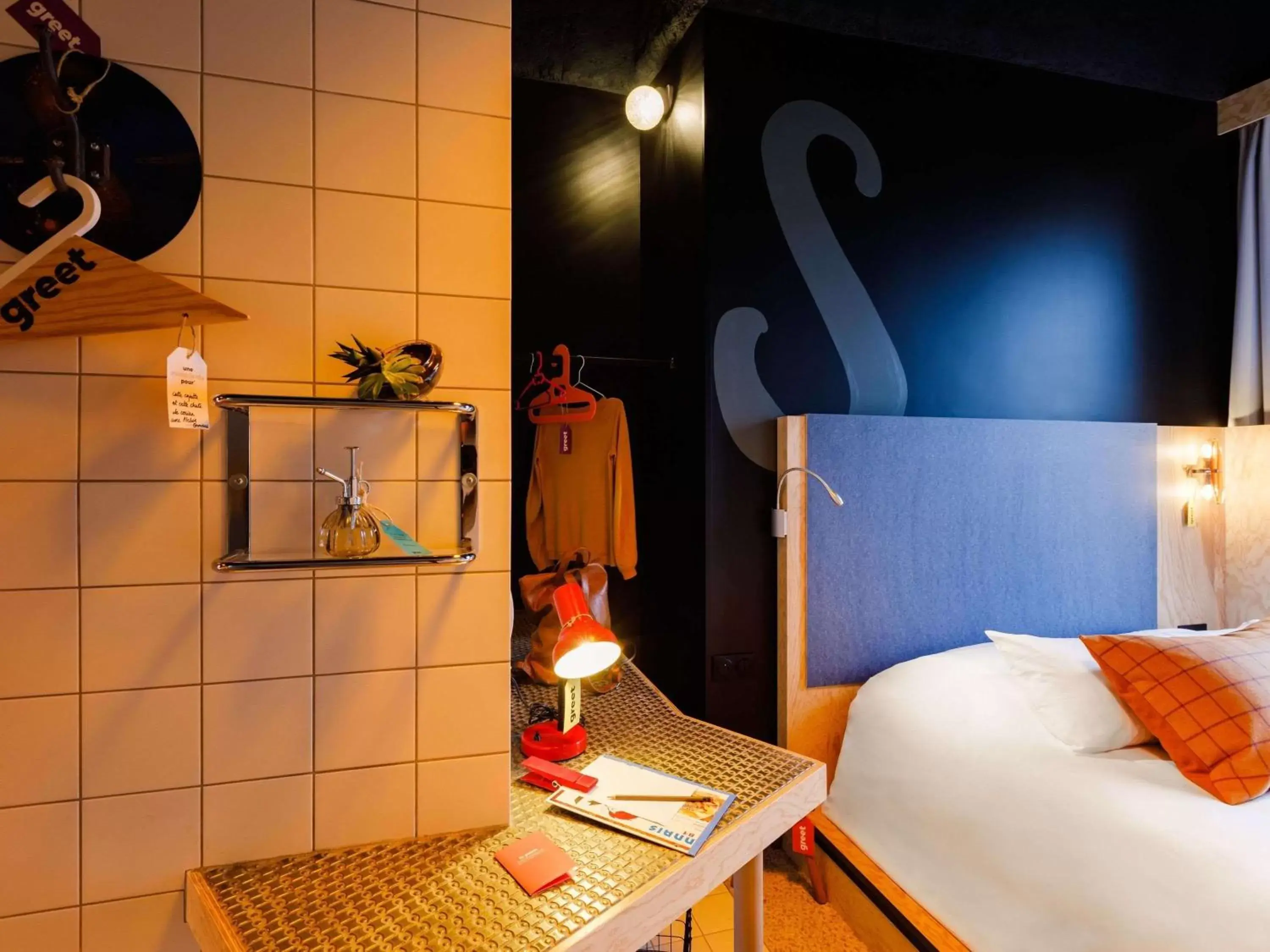 Bedroom, Bed in Greet Hotel Lyon Confluence Bedroom, Bed in Greet Hotel Lyon Confluence