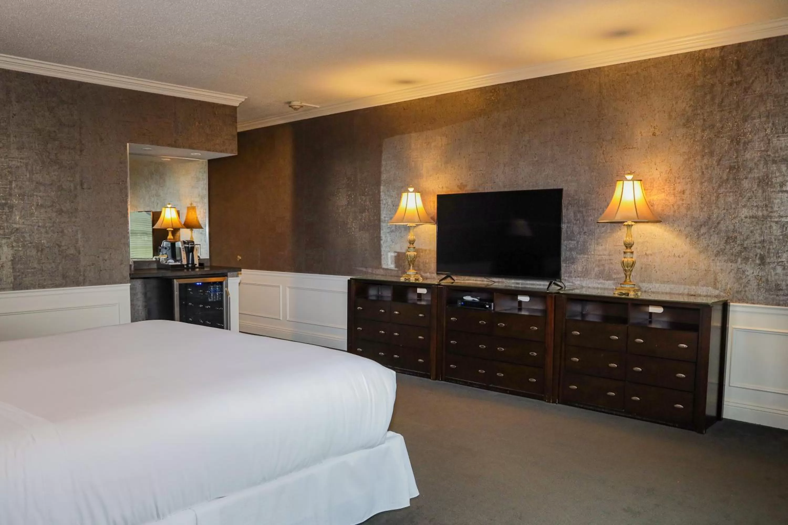 Bed in The Grand Resort