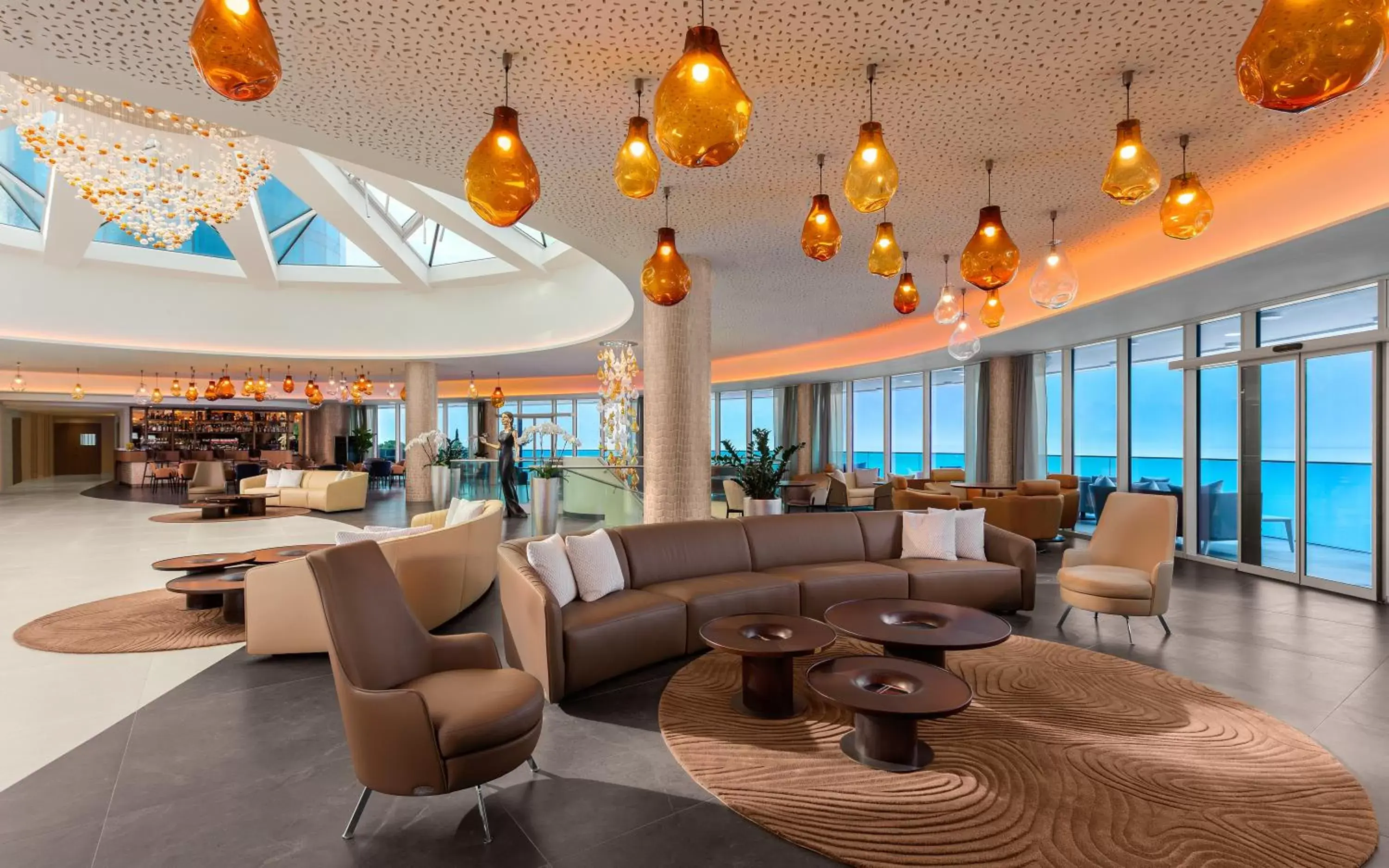 Lounge/Bar in Hilton Rijeka Costabella Beach Resort And Spa