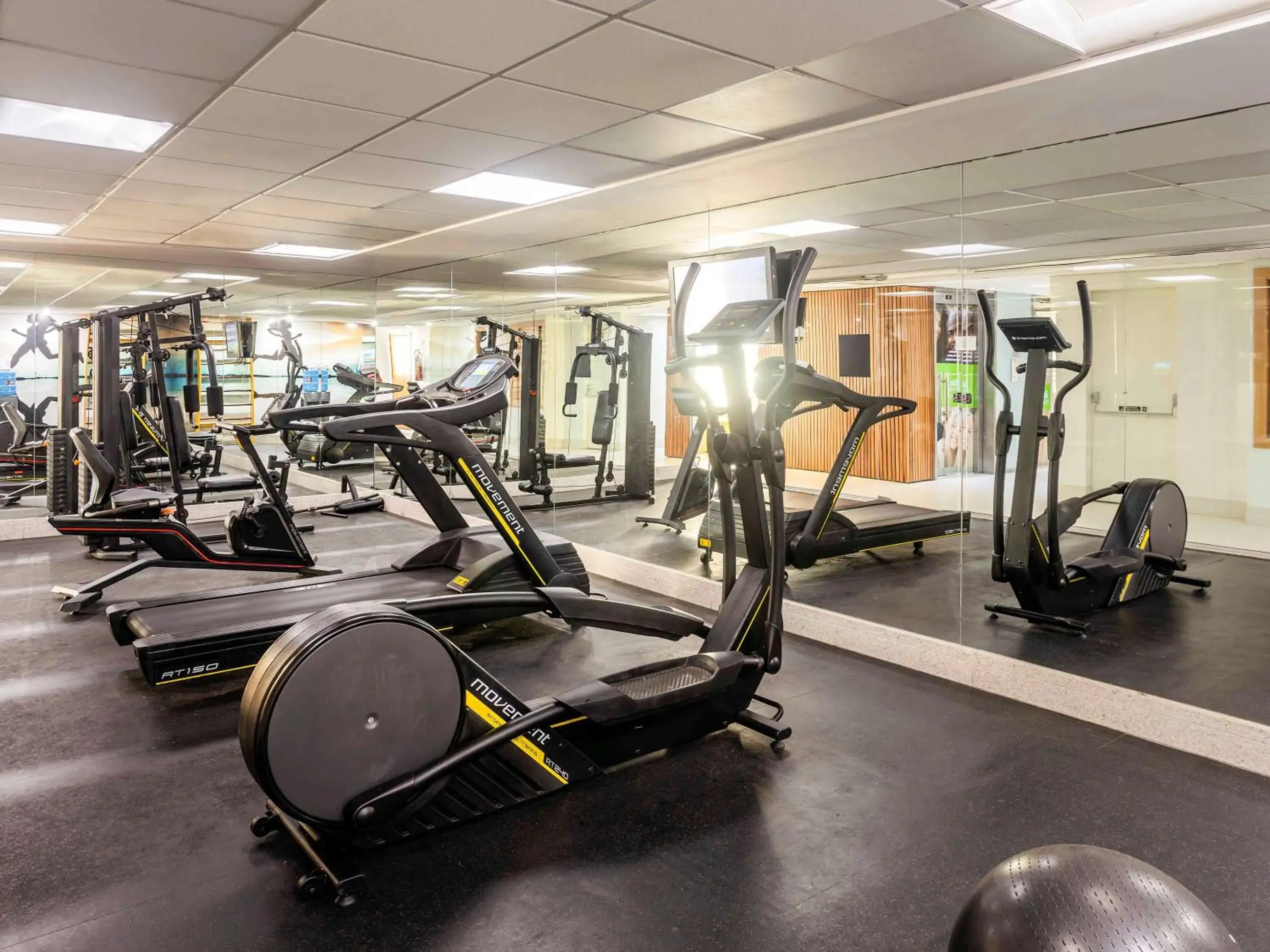 Sports, Fitness Center/Facilities in Ibis Styles Belém Hangar