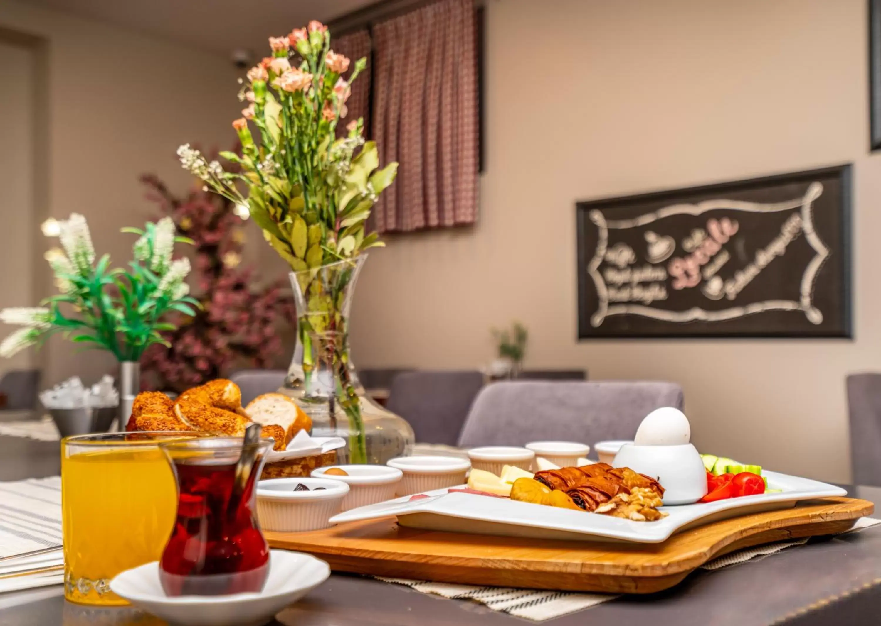 Dining area, Breakfast in The Gate 30 Suites Ataşehir