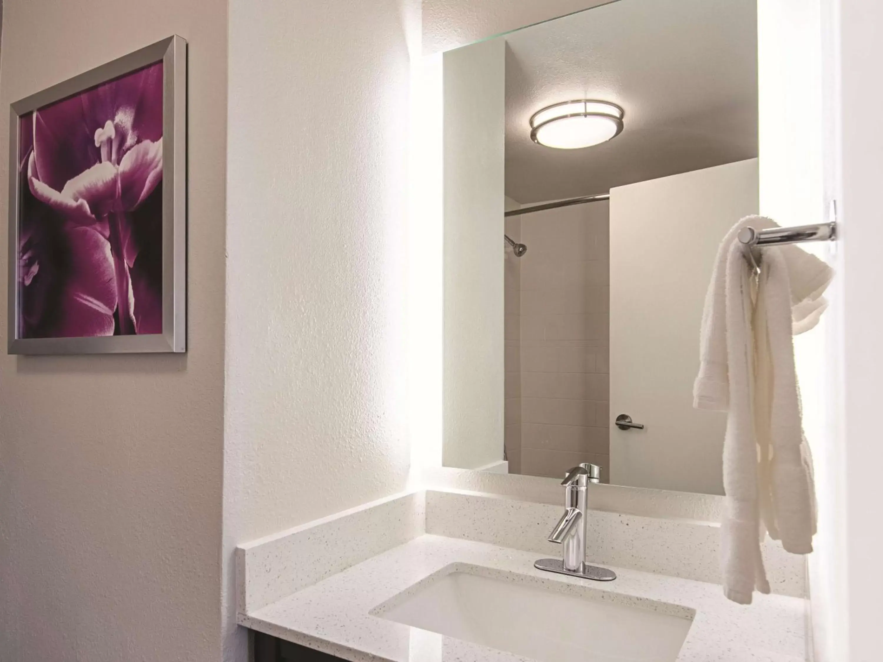 Photo of the whole room, Bathroom in La Quinta by Wyndham Portland