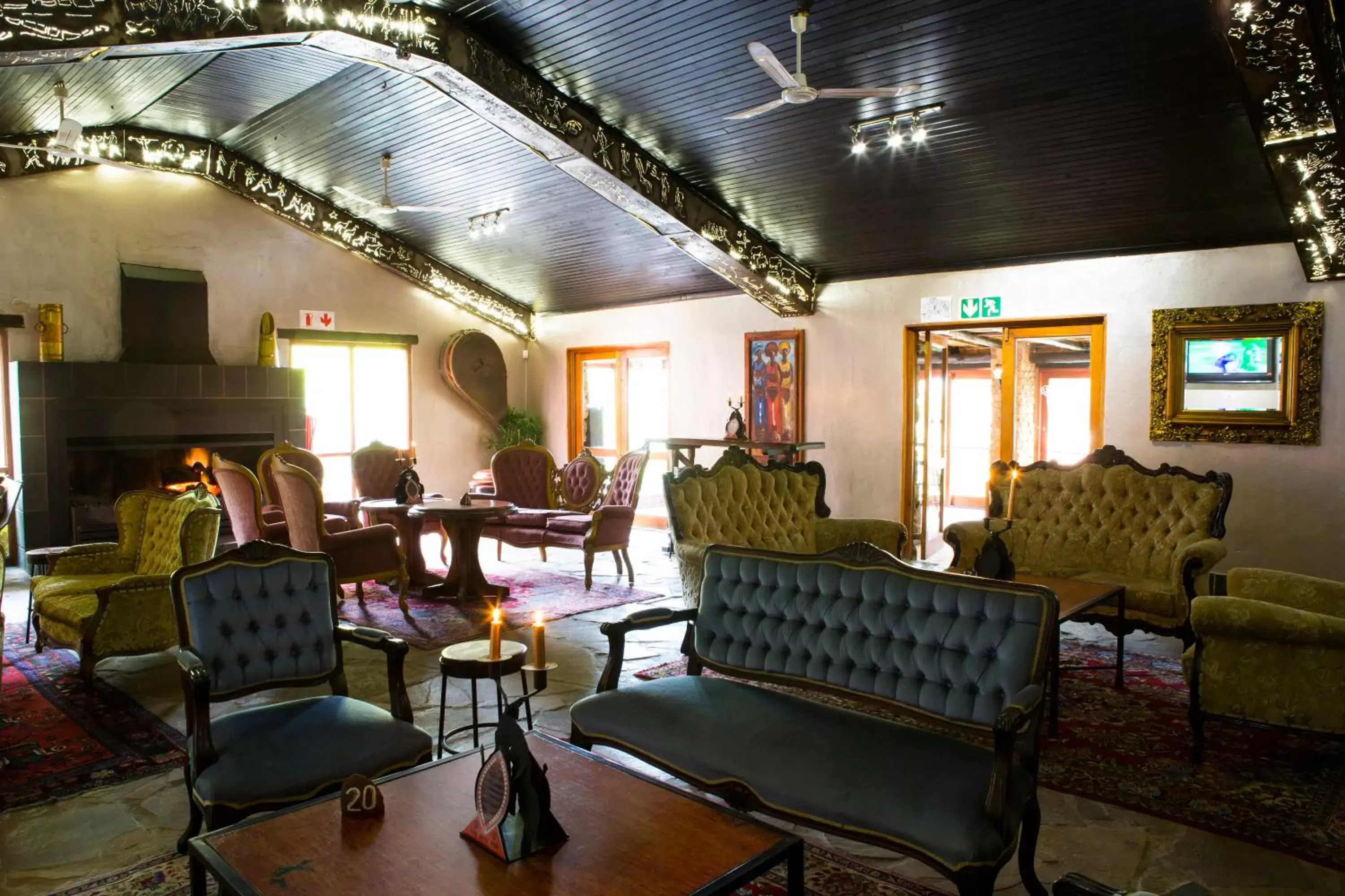 Lounge or bar, Restaurant/Places to Eat in Misty Hills Country Hotel, Conference Centre & Spa
