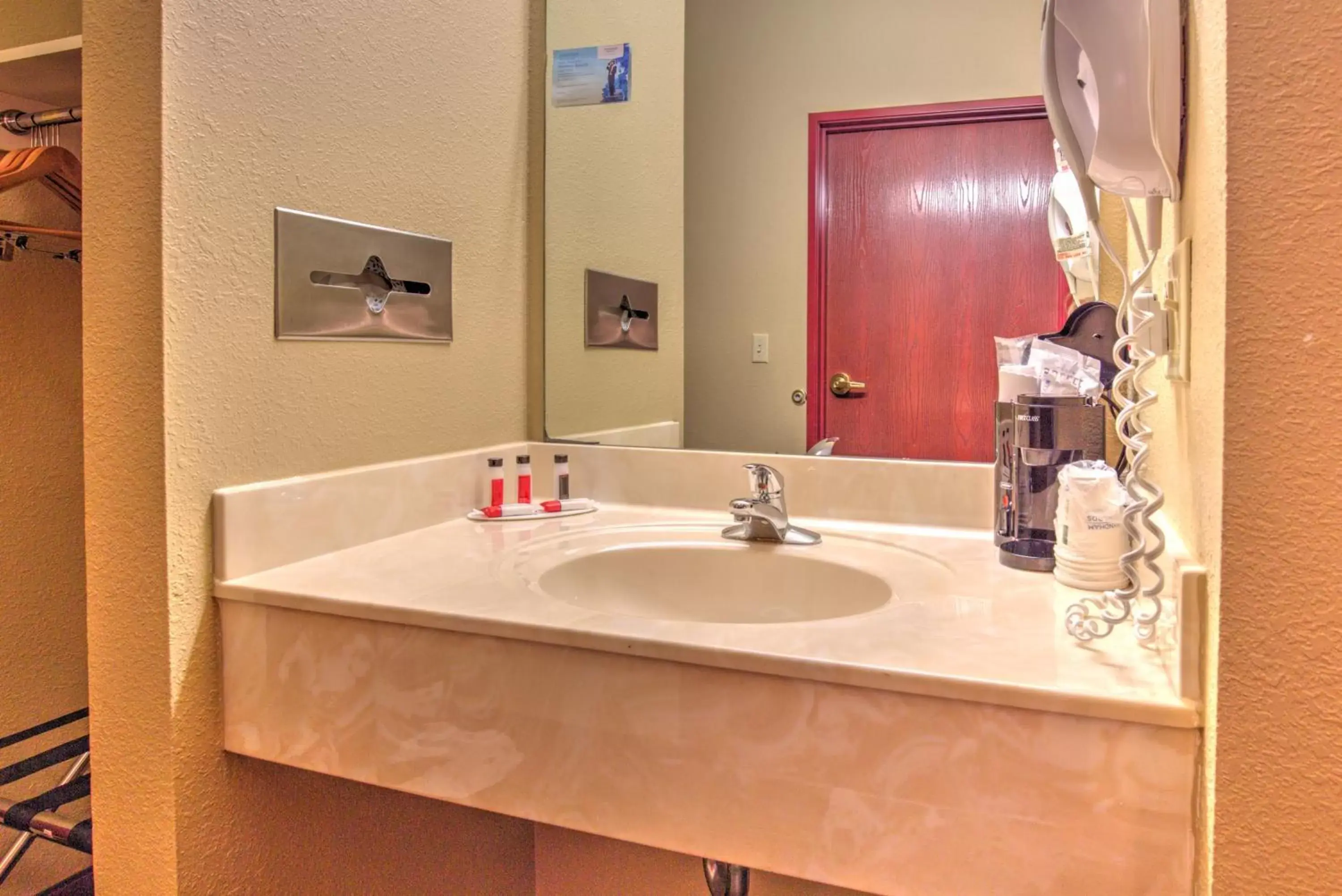 Bathroom in Super 8 by Wyndham Waterloo