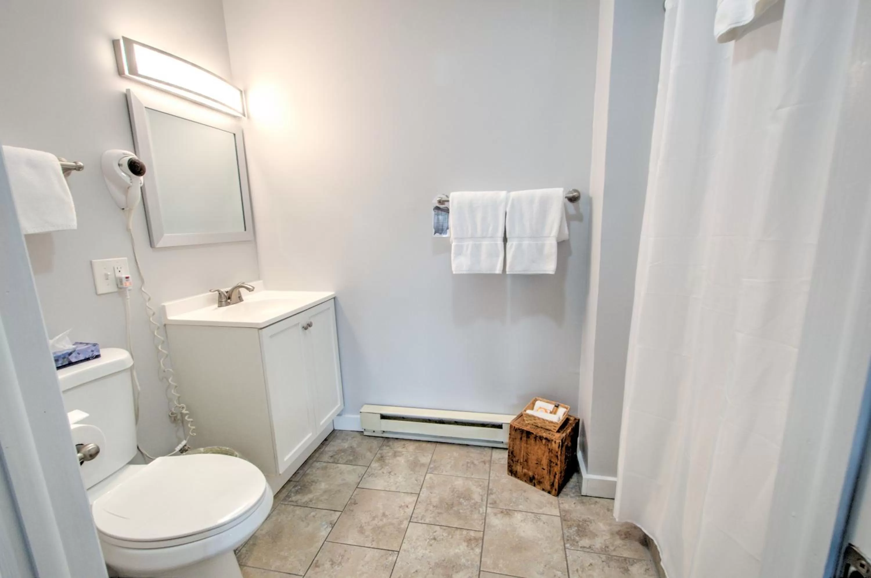 Bathroom in East Shore Lodging