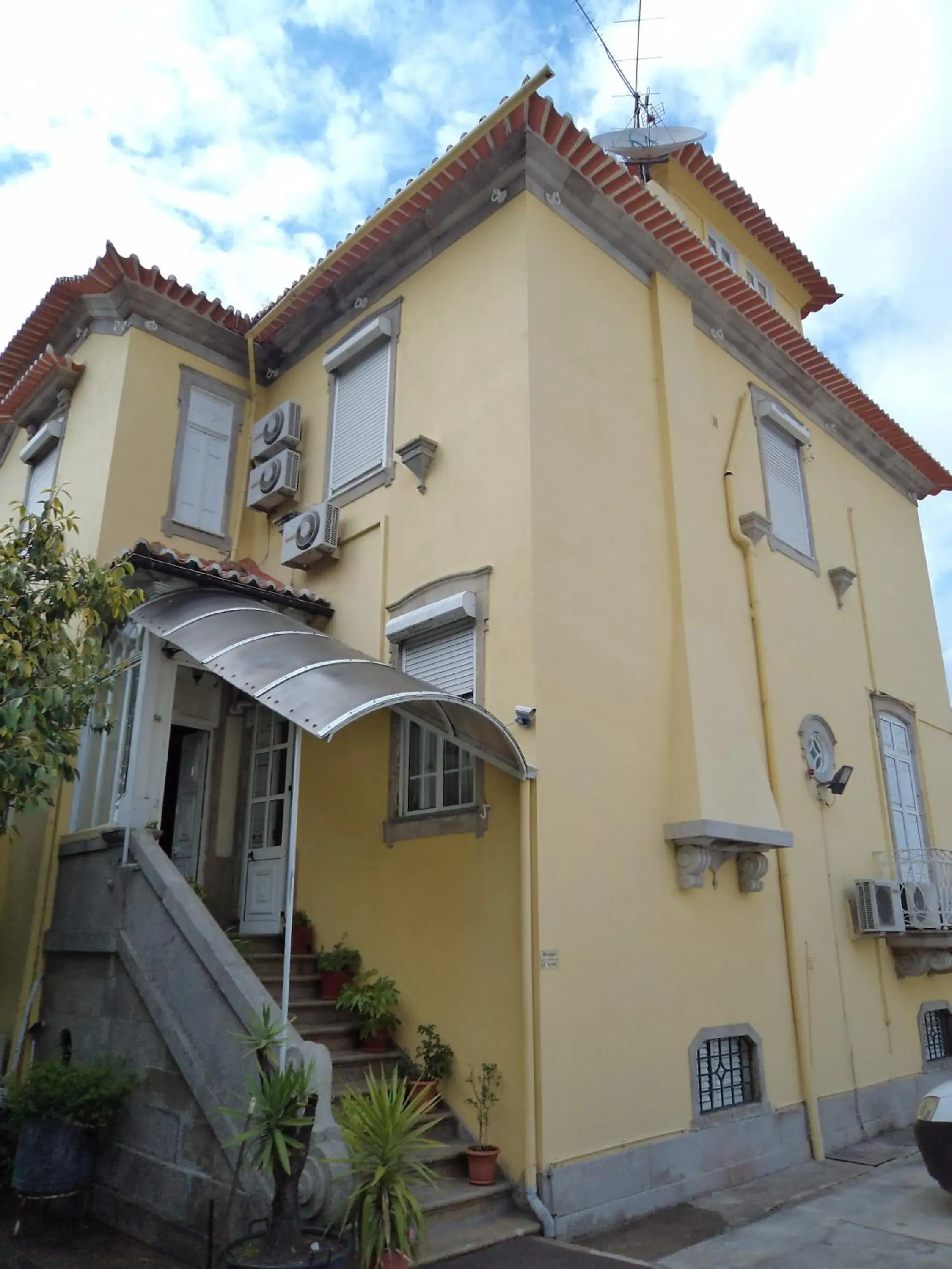 Facade/entrance, Property Building in Hotel Porto Nobre