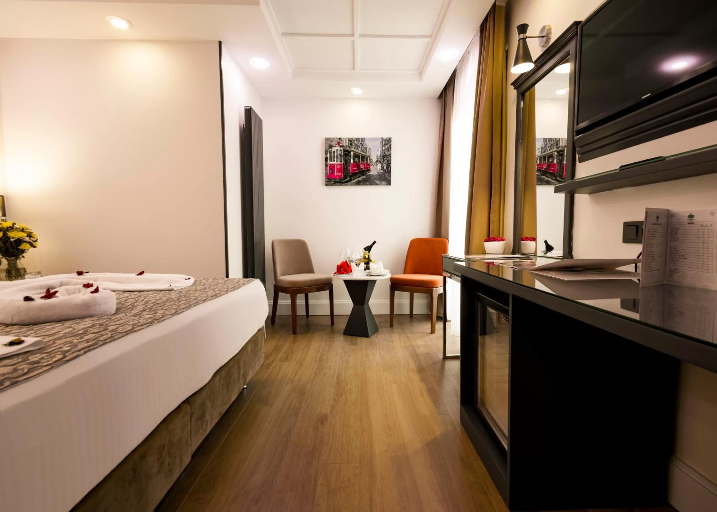 Massage, Bed in Antusa Design Hotel & Spa