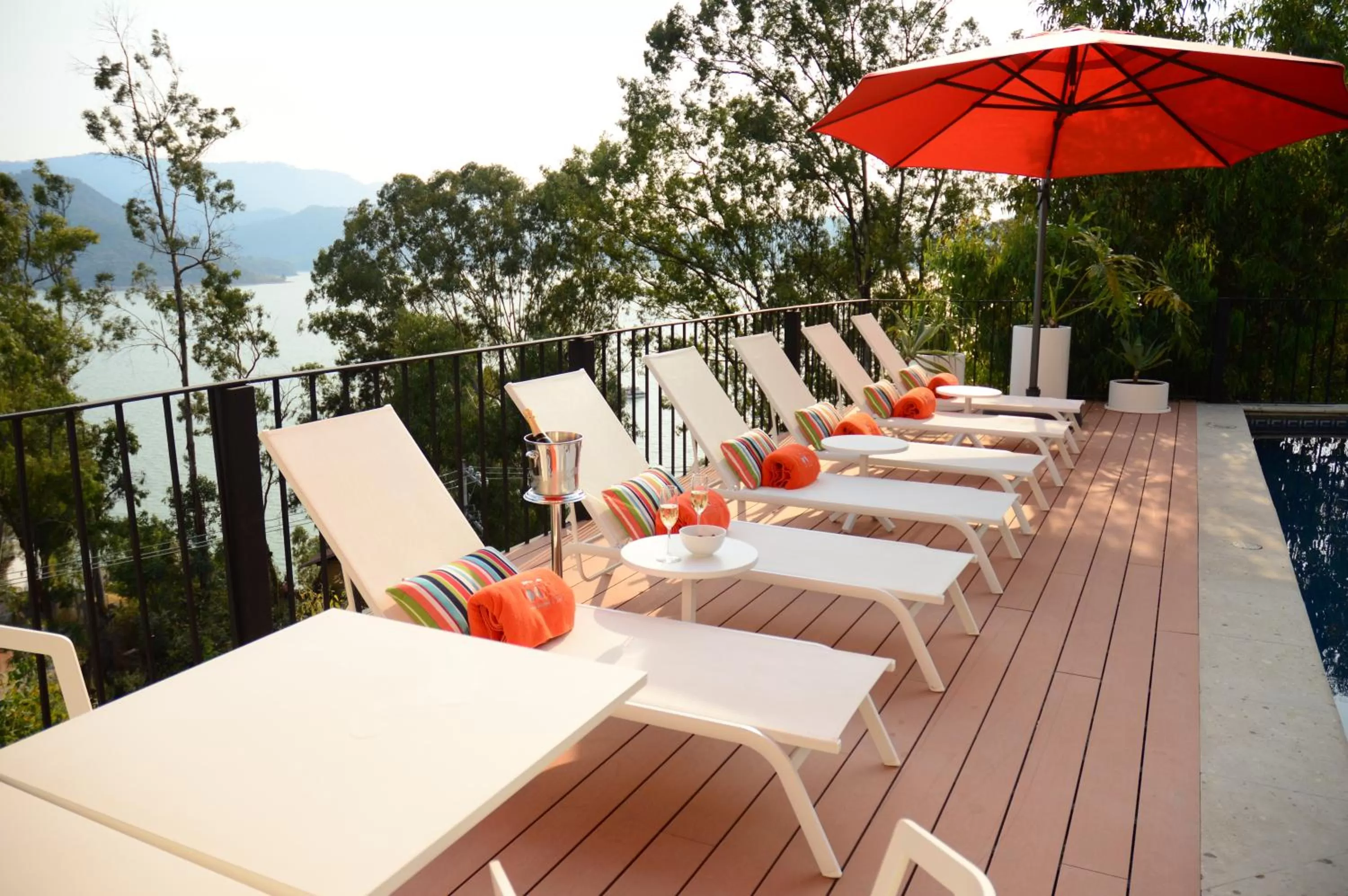 Balcony/Terrace, Restaurant/Places to Eat in Danzaluna Hotel Boutique