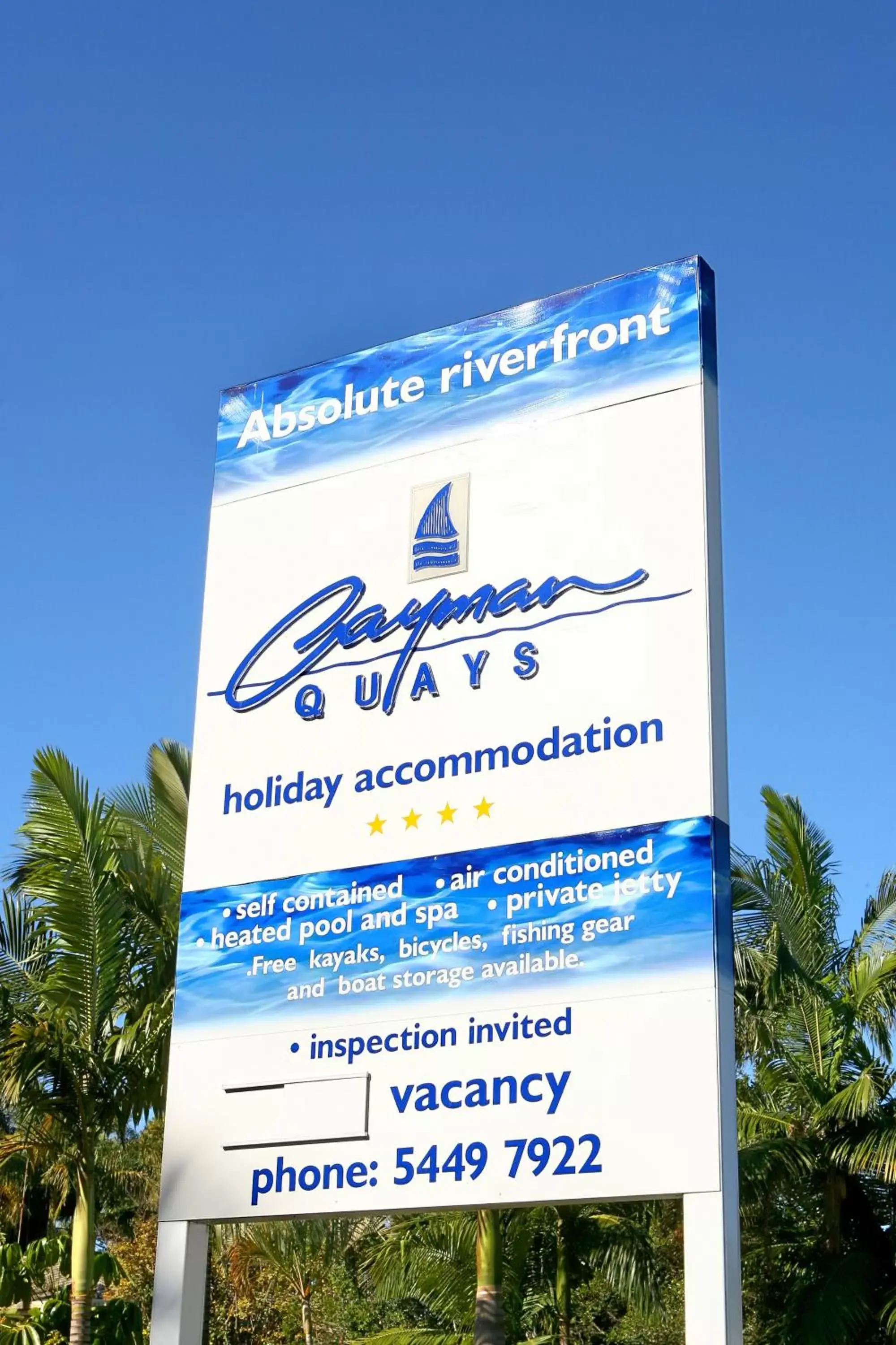 Facade/entrance, Property Logo/Sign in Cayman Quays