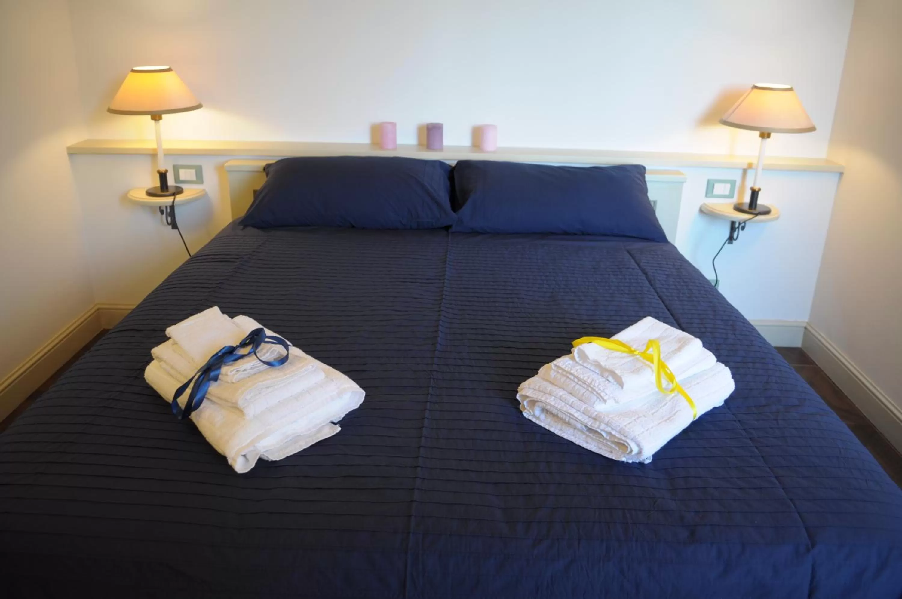 Bedroom, Bed in Armonie di Villa Incontri B&B