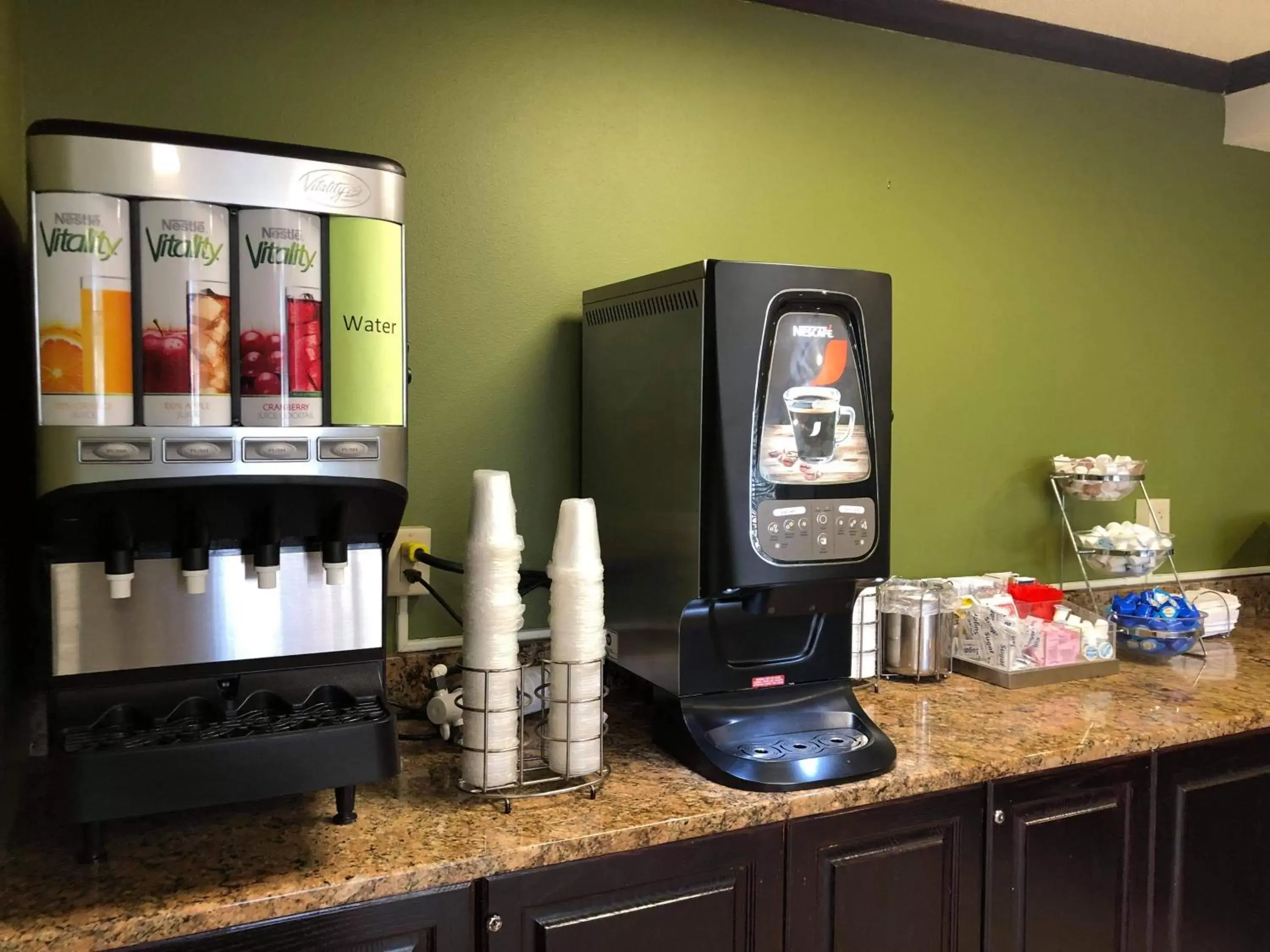 Coffee/tea facilities in La Quinta by Wyndham Casper Event Center Area