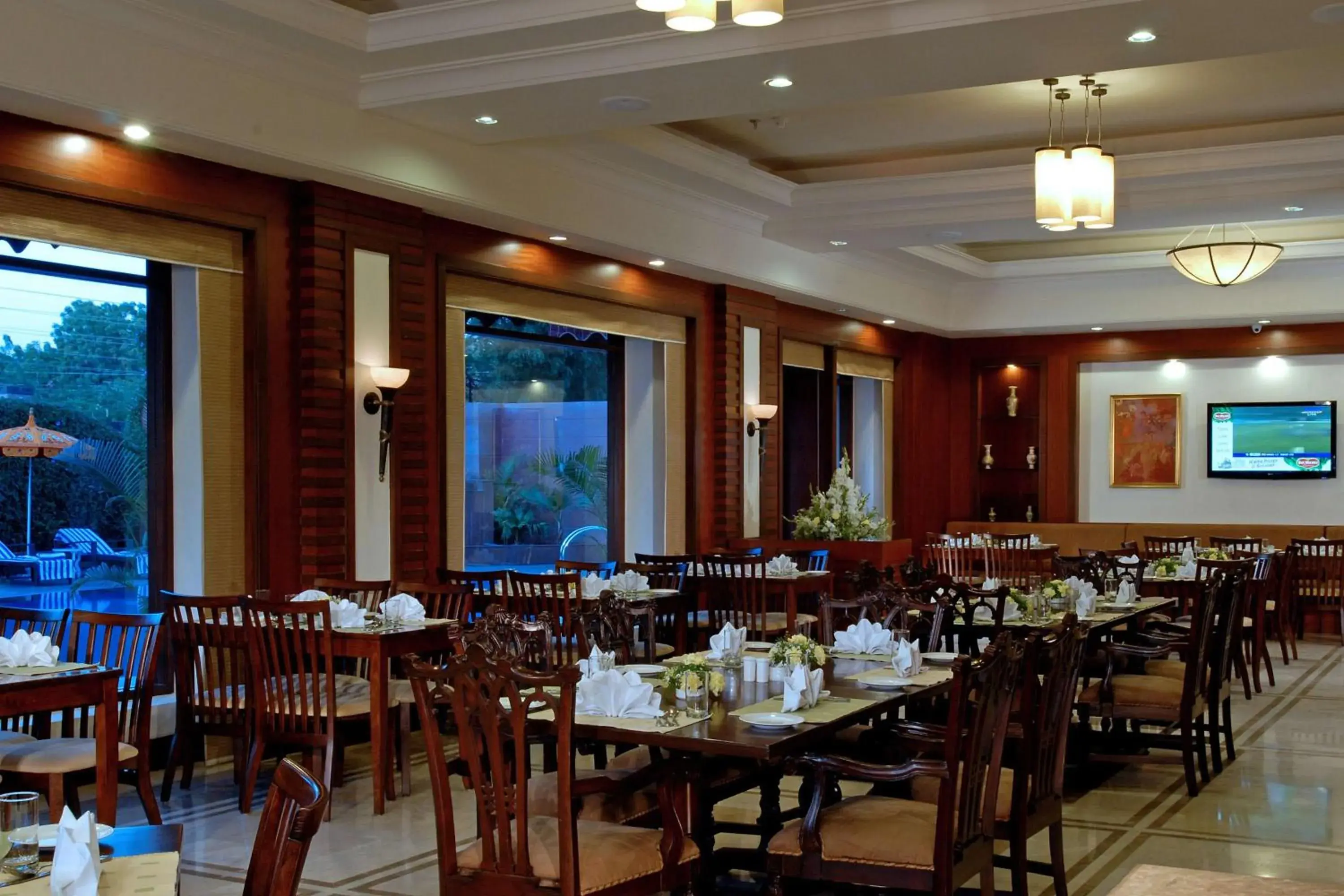 Restaurant/Places to Eat in Park Plaza Jodhpur