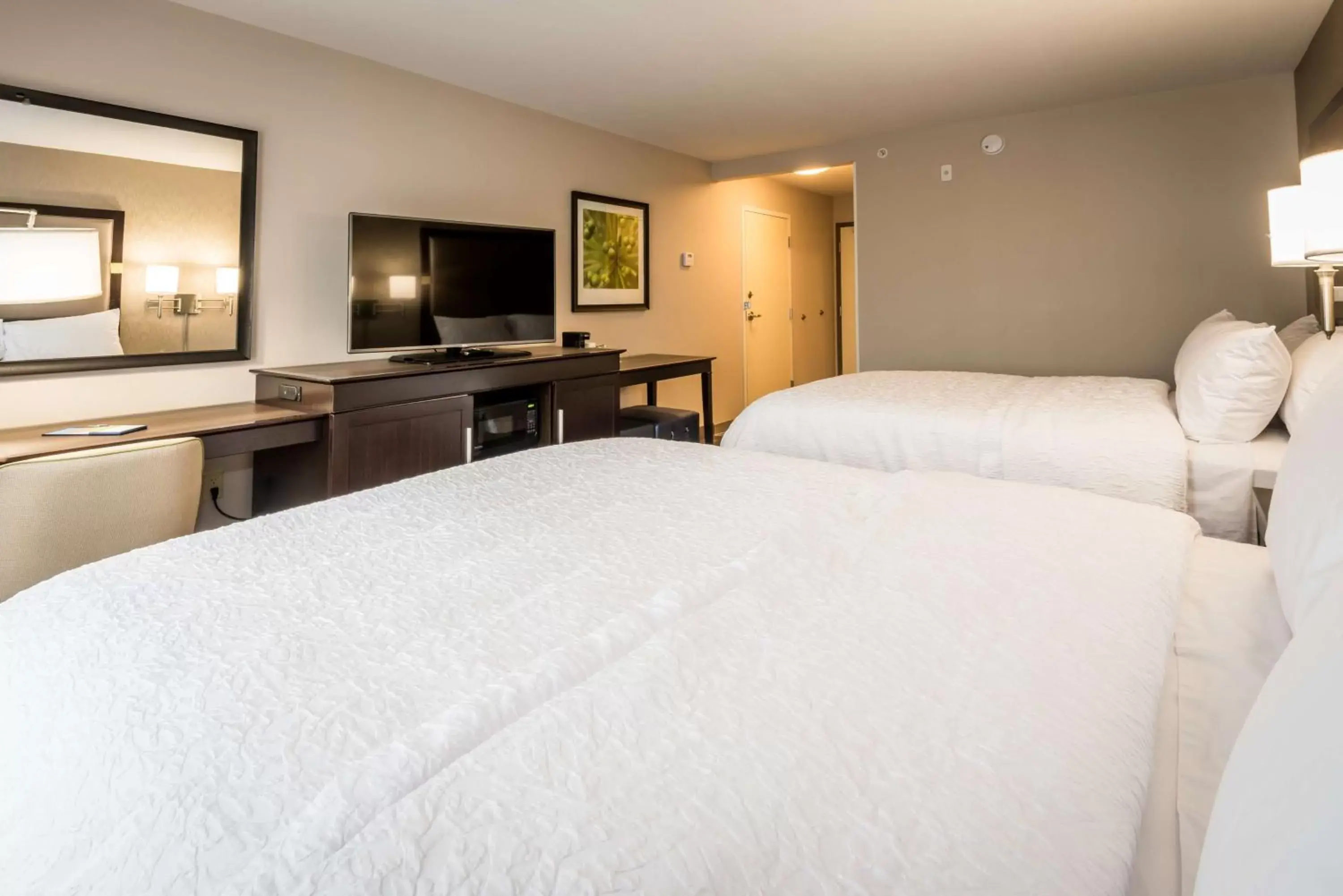 Bed in Hampton Inn & Suites By Hilton Hammond, In Bed in Hampton Inn & Suites By Hilton Hammond, In